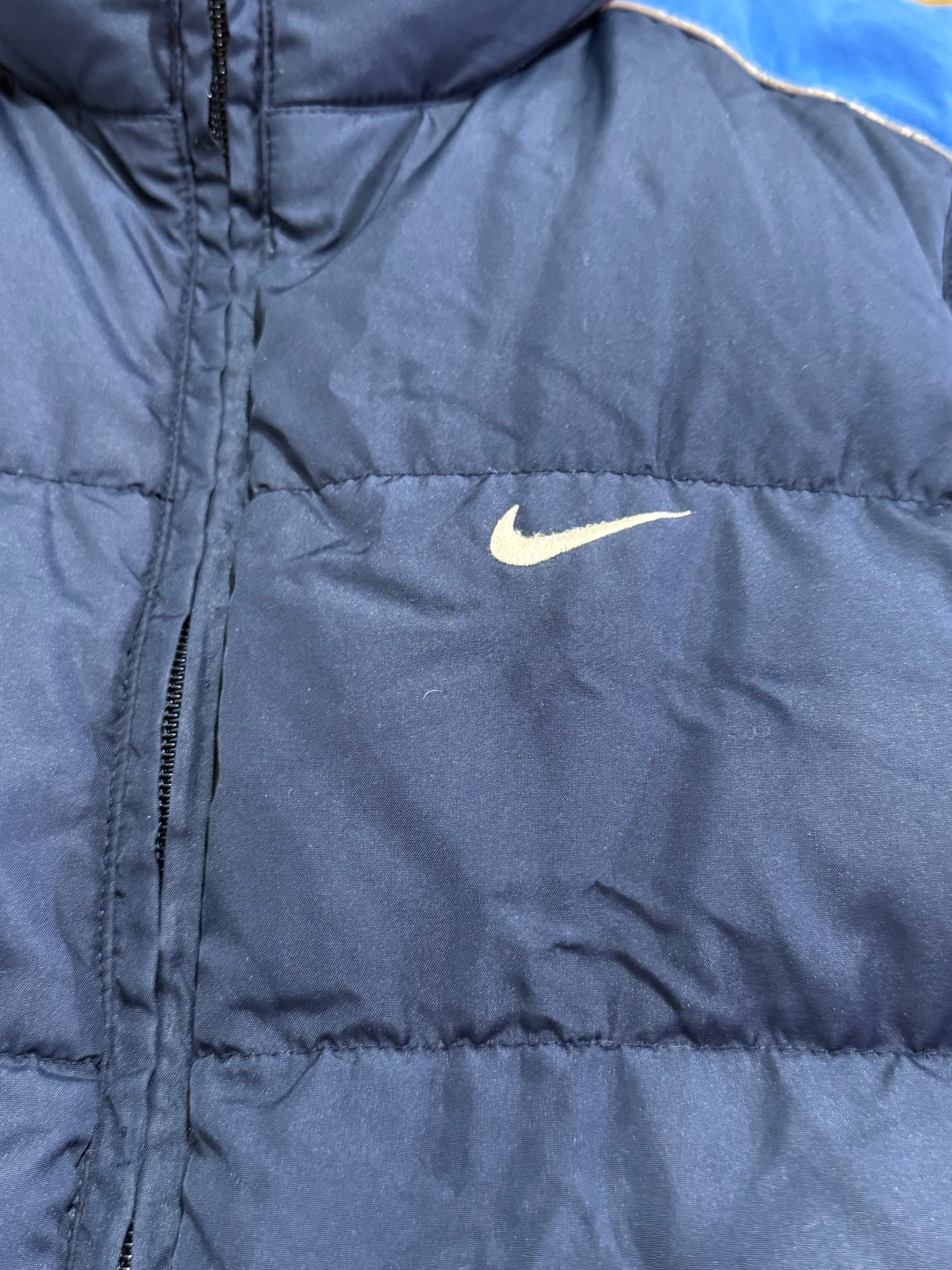 Vintage 90s Nike down puffer Gilet/ body warmer. Sleeveless jacket. Size small