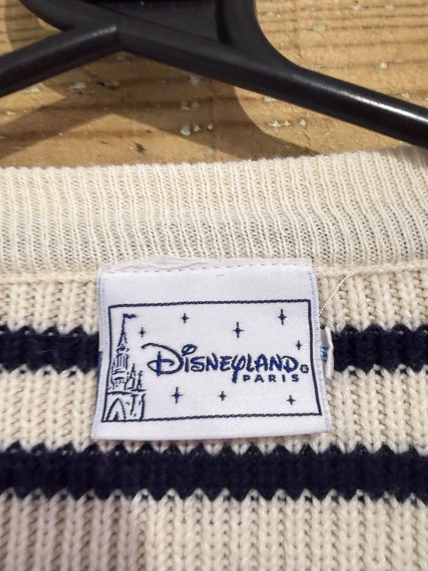 Vintage RARE Y2K Disneyland Donald Duck Marine jumper/ sweater. Size medium.
