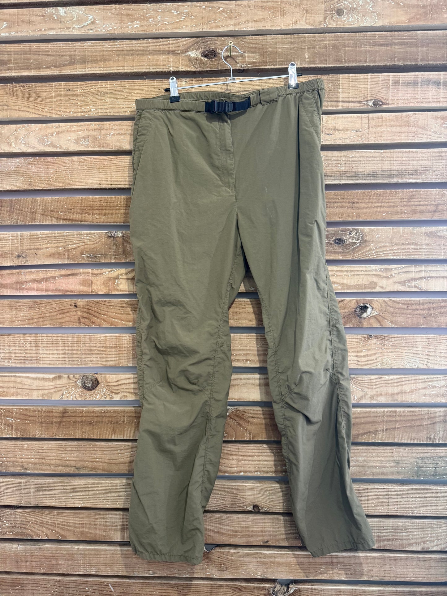 Rohan waterproof adjustable walking trousers. Hiking. Khaki. Medium. 34” waist.