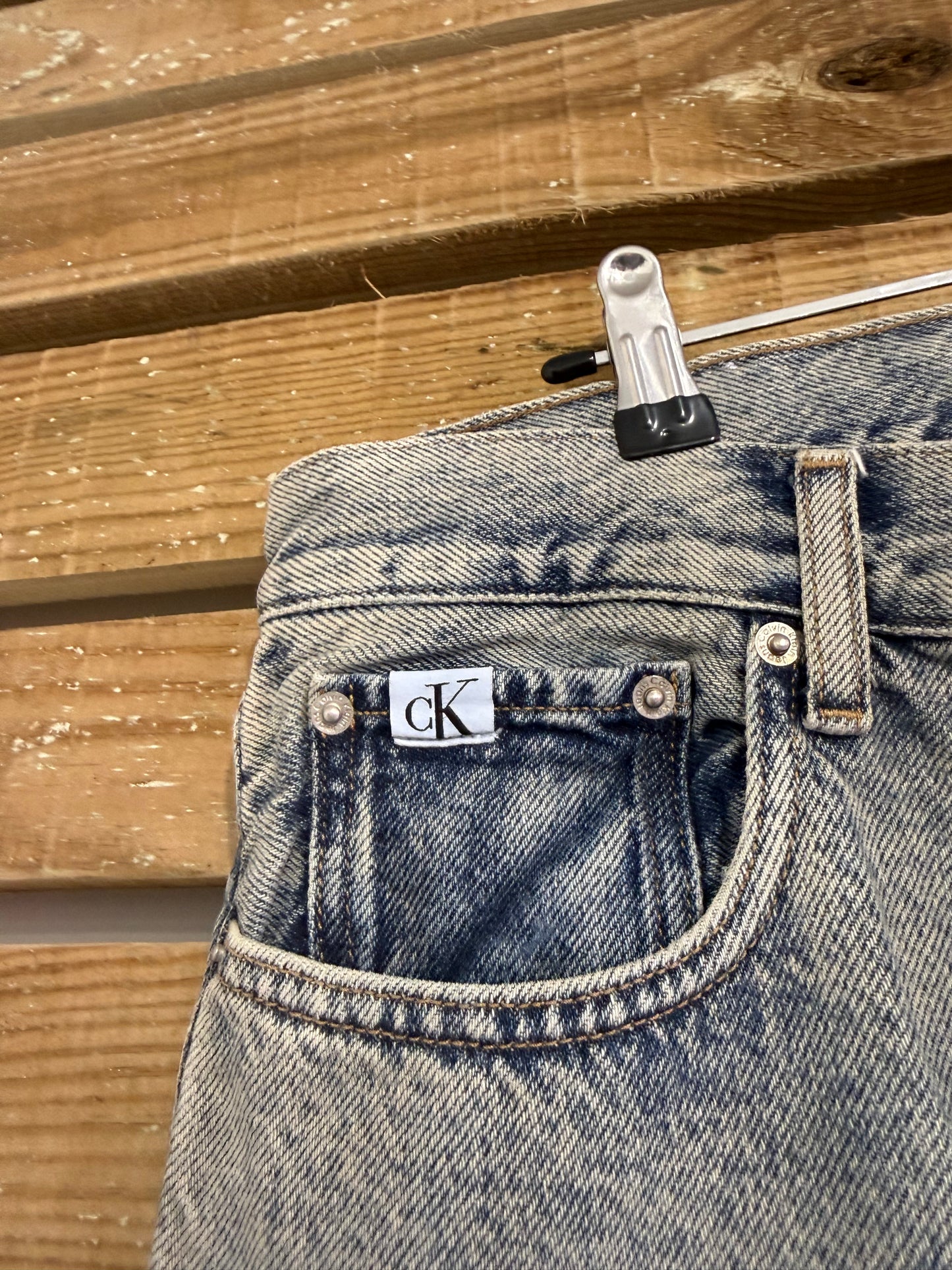 Calvin Klein acid wash straight leg jeans. Waist 30” leg 32”
