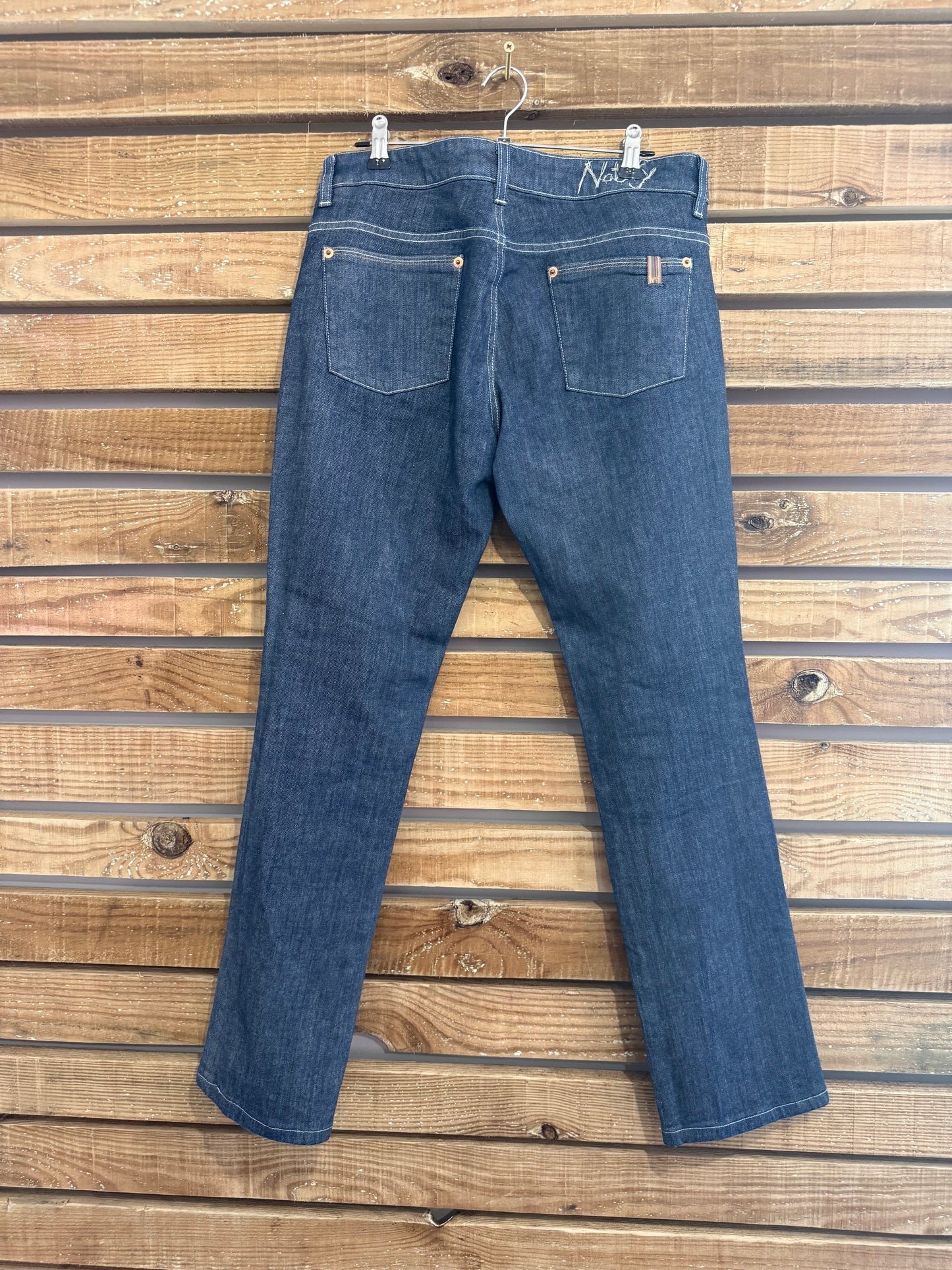 Vintage Y2K Notify Anemone Jeans. Low rise bootcut. Waist 31” leg 27” Size UK10-12.