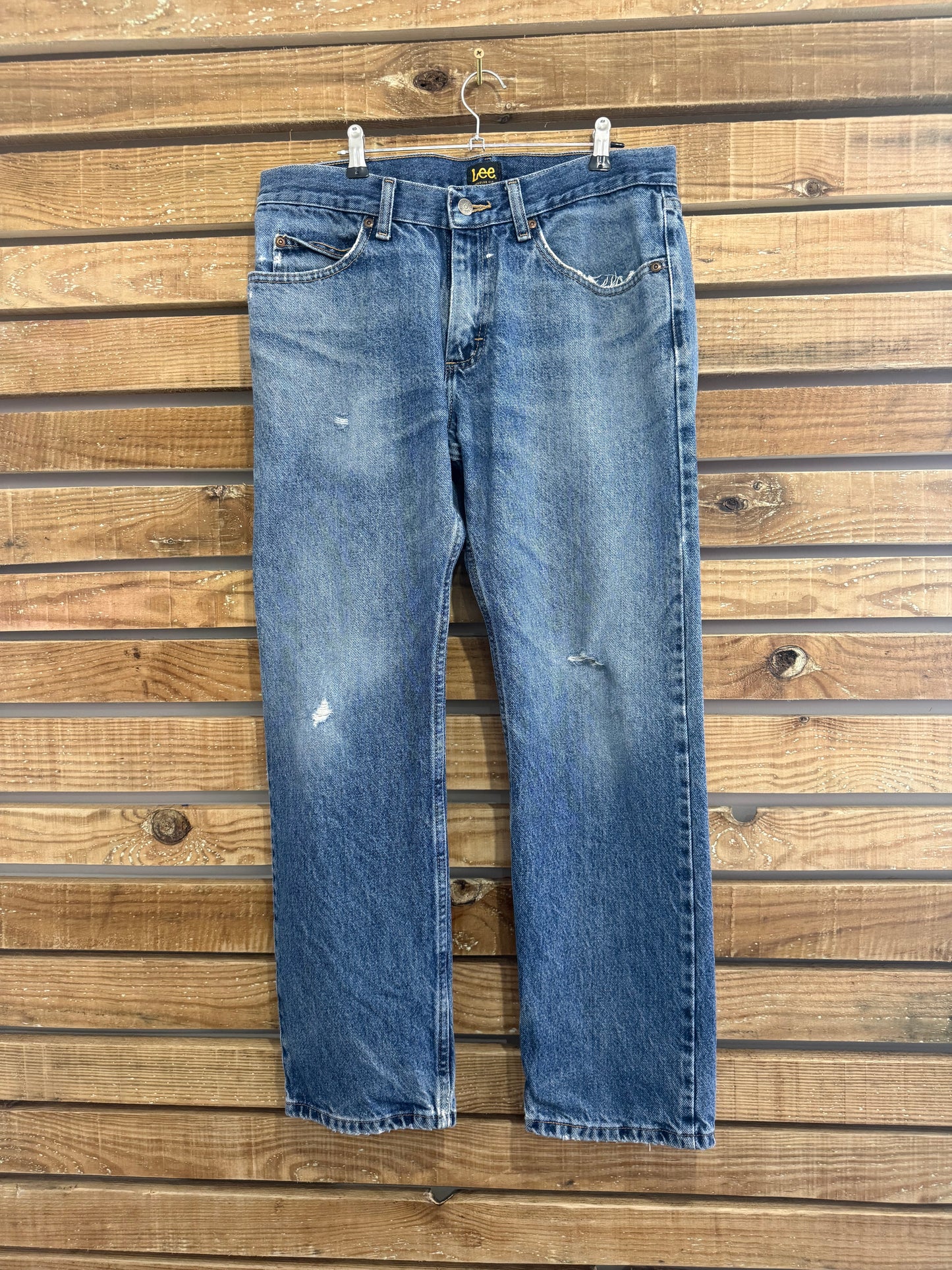 Vintage 90s Lee jeans. Blue. 32” waist, 29.5” leg.