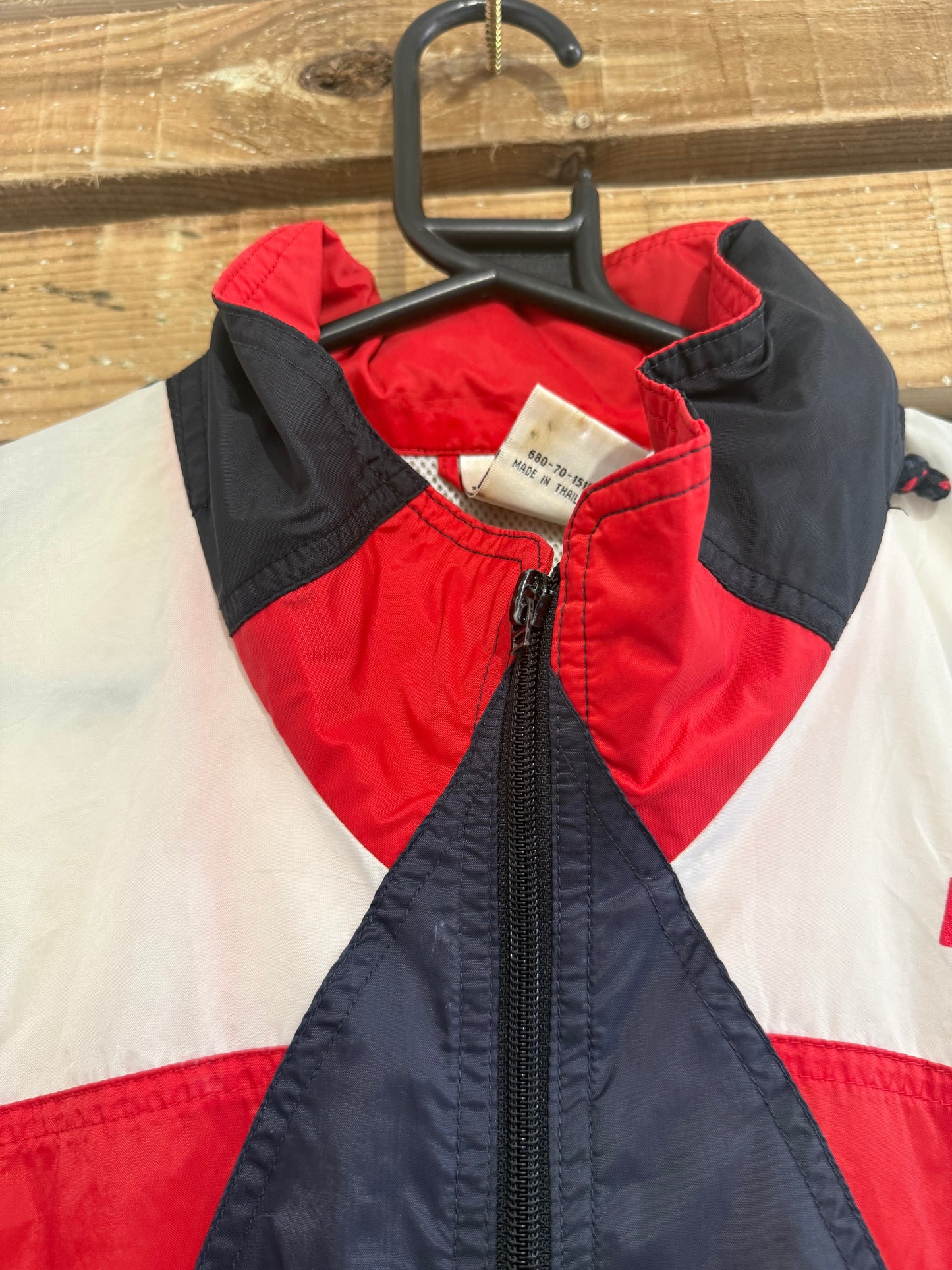 Vintage 80s Puma zip up windbreaker/ shell track jacket. Size Large. Festival.
