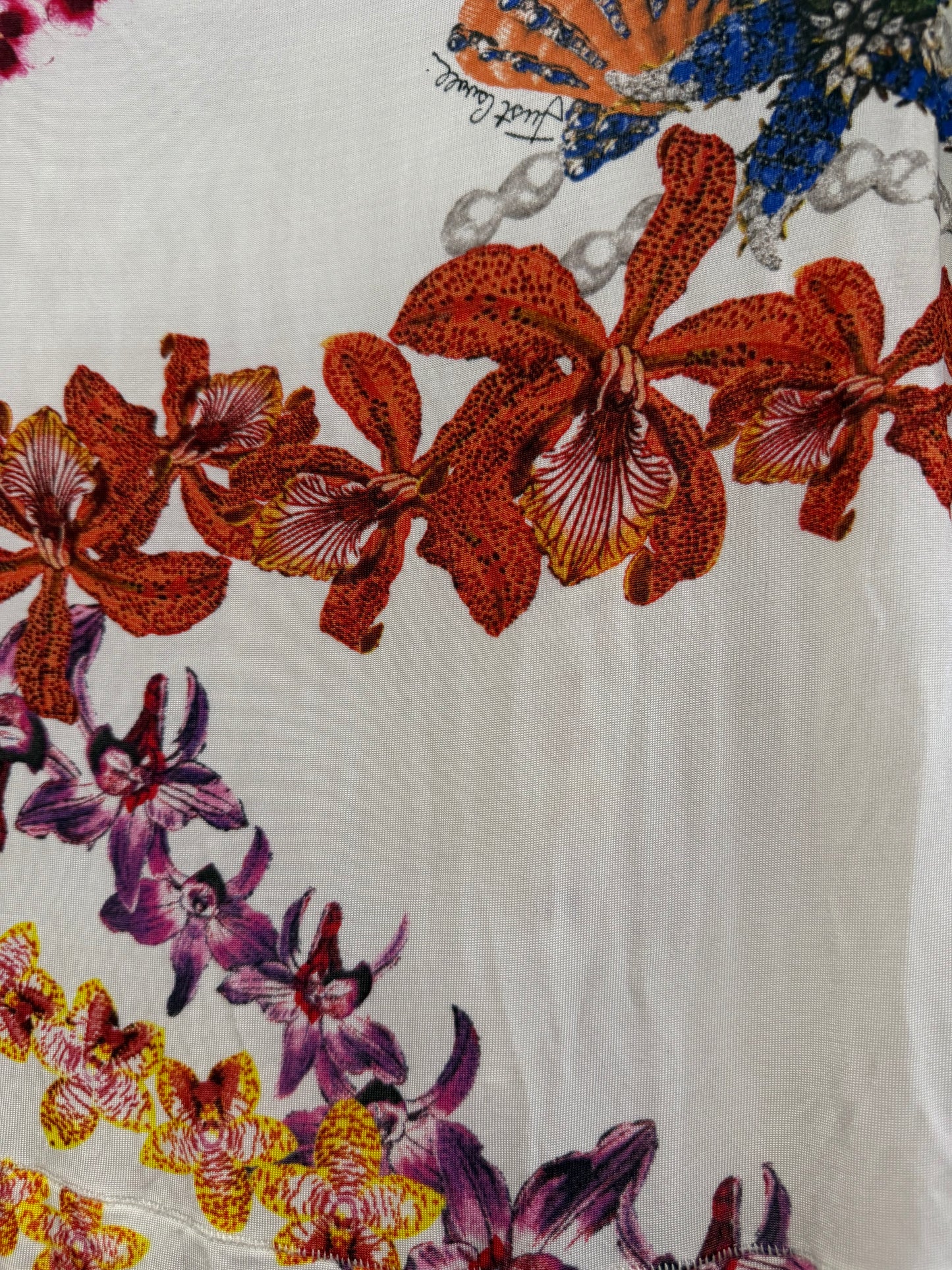 Vintage Y2K Roberto Cavalli orchid print T-shirt. Size Large.
