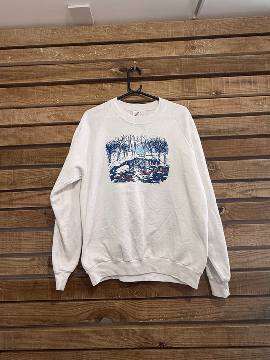 Vintage 80s Christmas American USA white sweater/ sweatshirt. Size Medium.