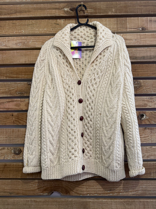 Vintage 70s Aran Knit Cream Cable Knit Cardigan. Size Large