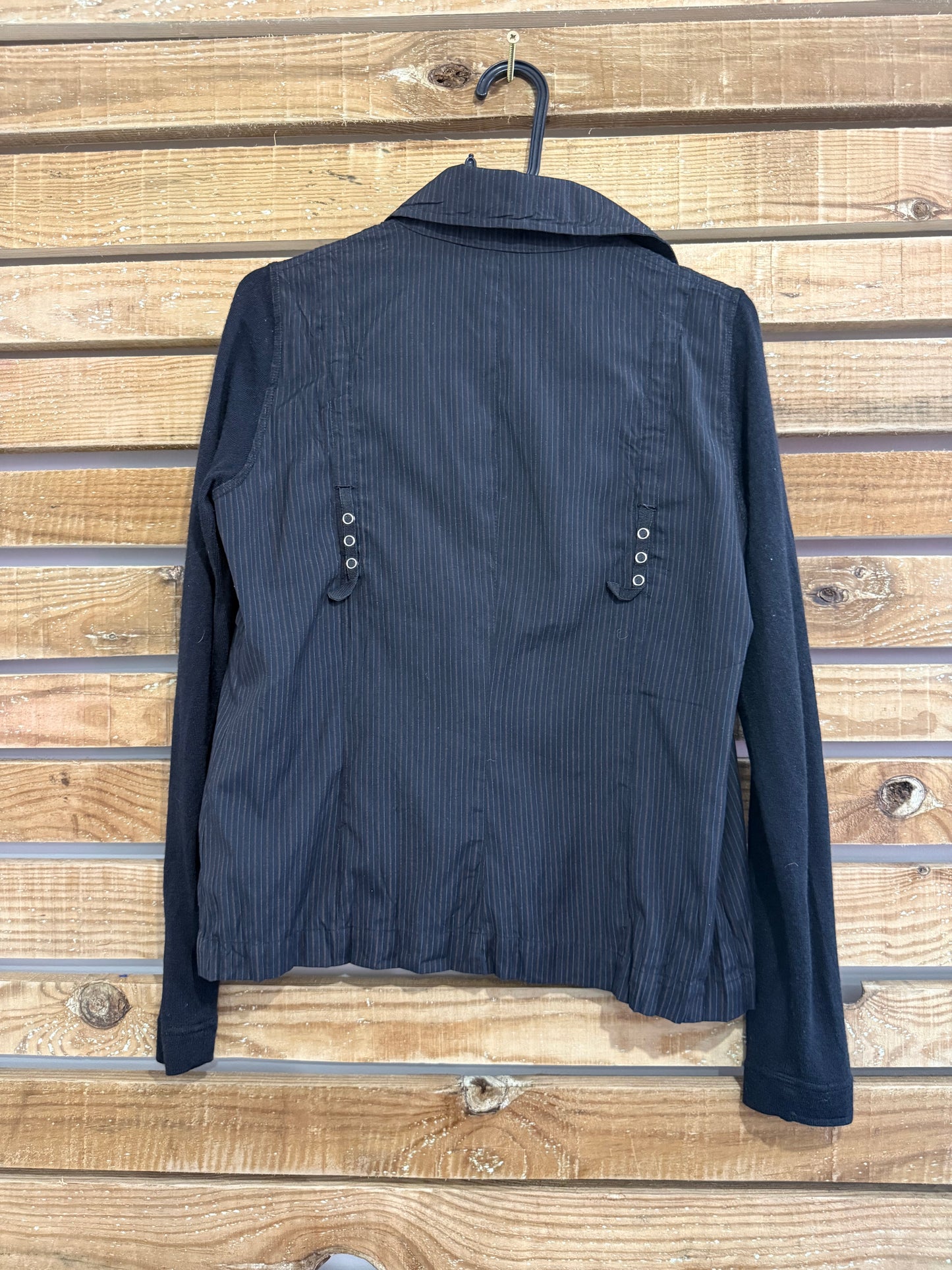Vintage Y2K Verge stripe button up blouse/ shirt. Corset style back. Size medium.