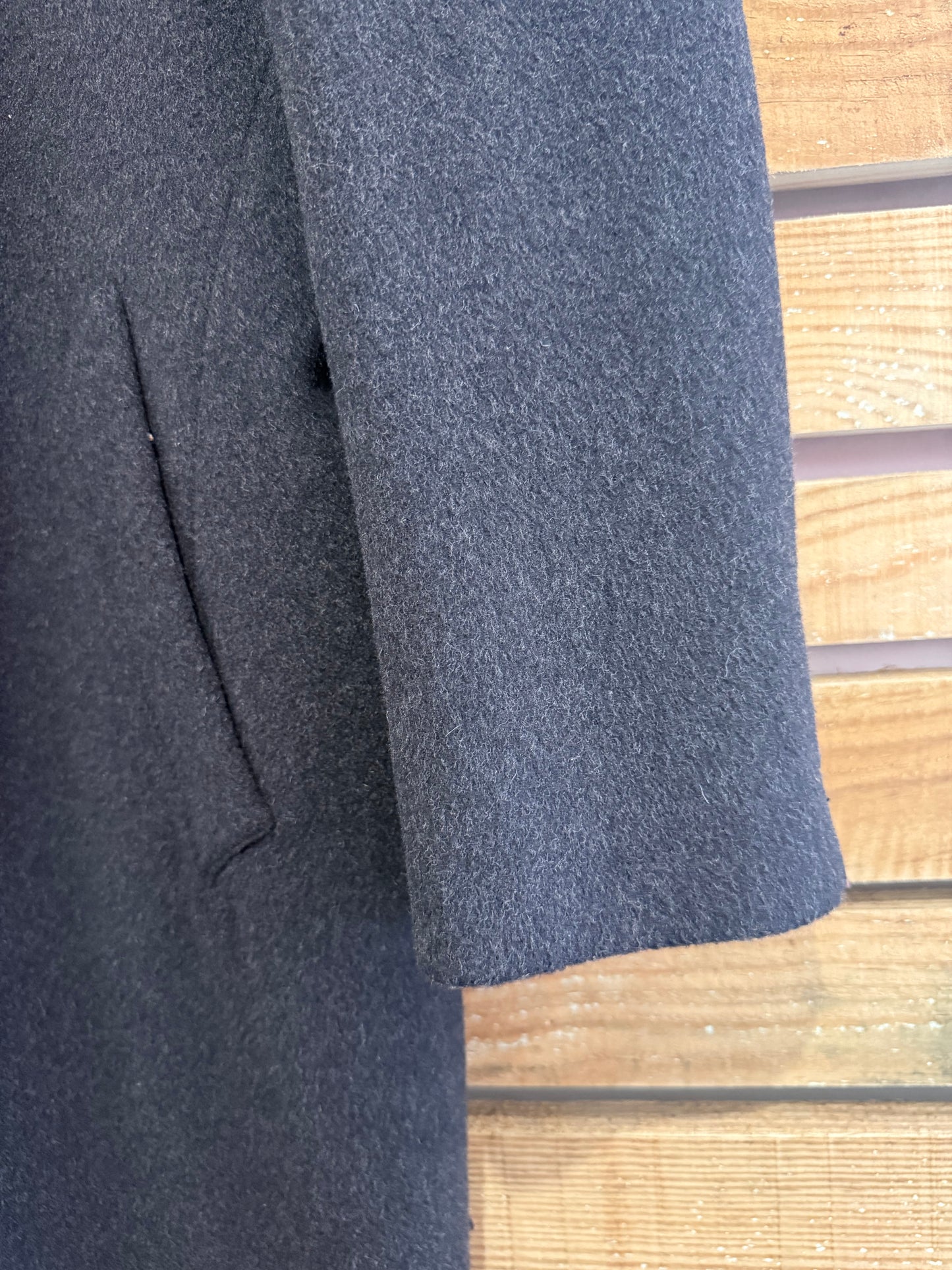 Vintage 80s London Fog Crombie wool Coat. Grey. Size large. 48” chest.