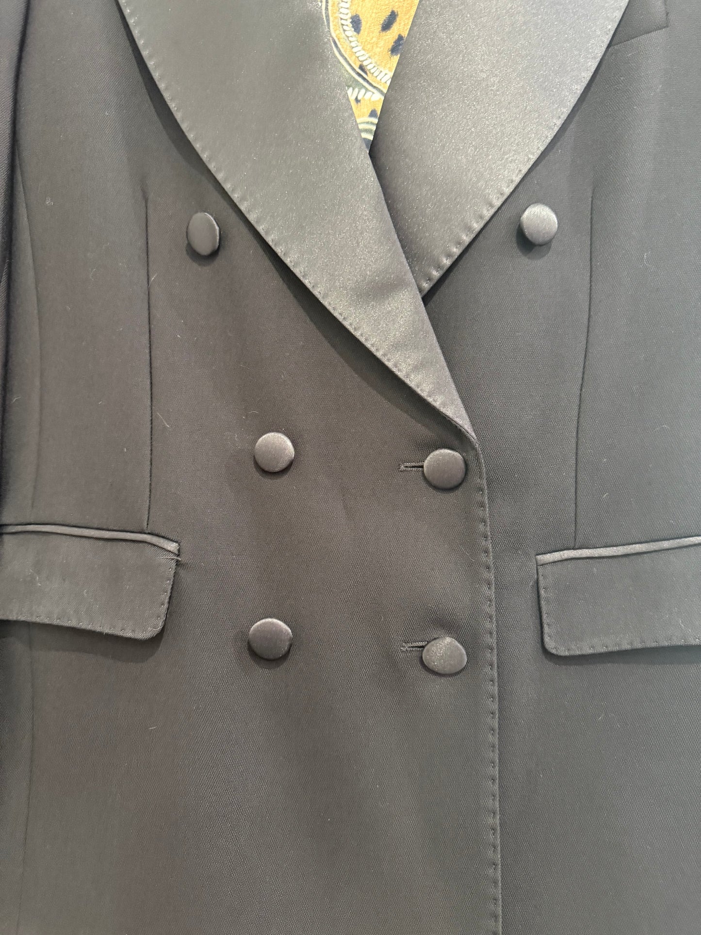 Etro Tuxedo style double breasted button up blazer/ jacket. Black. EU42