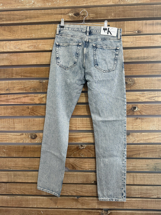Calvin Klein acid wash straight leg jeans. Waist 30” leg 32”