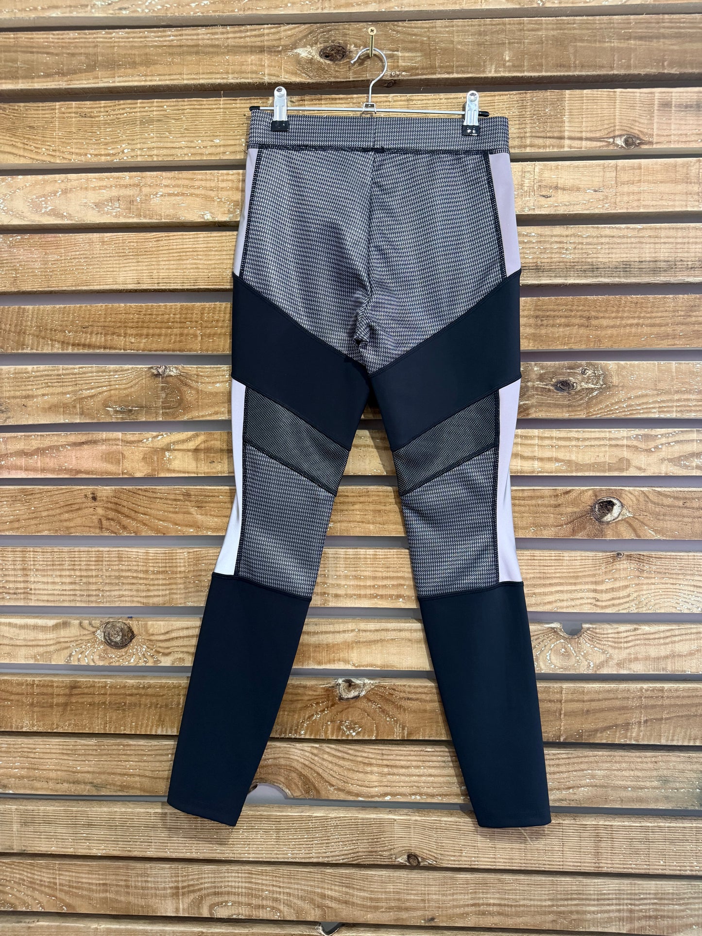 BNWT Alexander Wang x H&M leggings. Black. Size 8. Gym/ yoga/ rave.