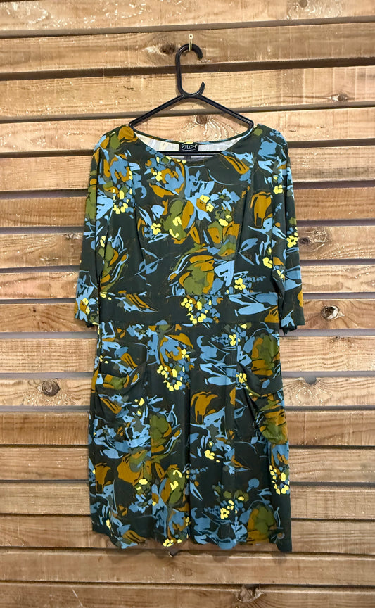 Vintage Y2K Zilch pattern smock t-shirt dress. Size Large. Holiday/ summer.