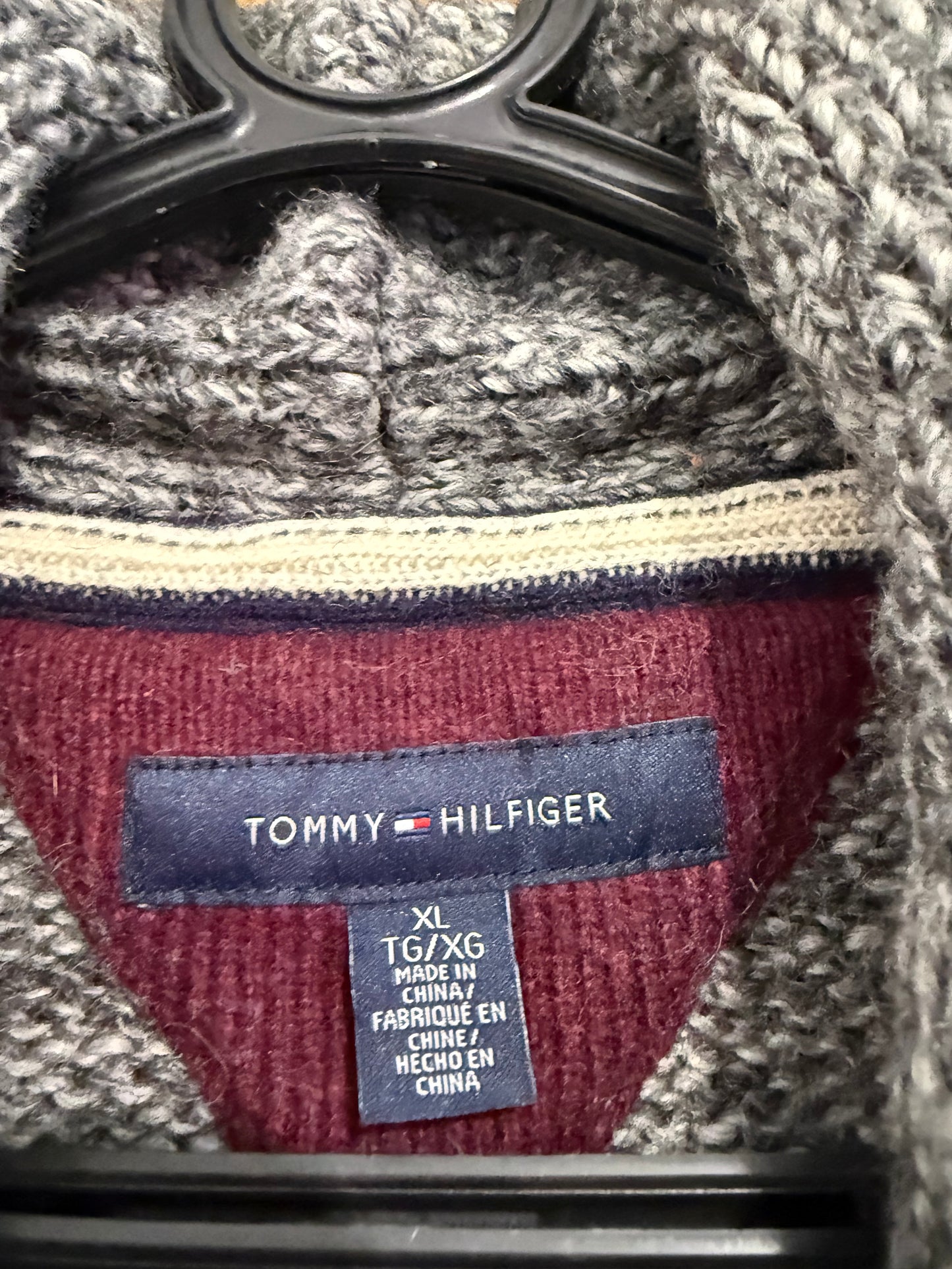 Vintage Y2K Tommy Hilfiger fair-isle  Knit cardigan/jumper. Wooden Toggles. Size XL.