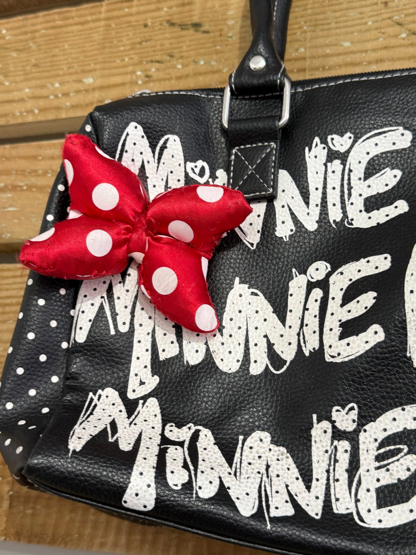 Vintage Y2K Disneyworld Minnie Mouse shoulder bag. Black.