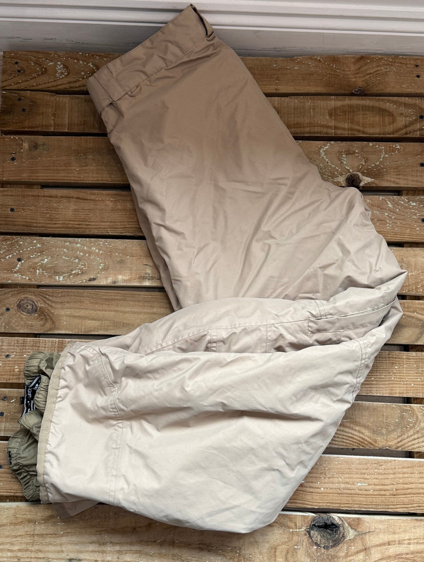 BNWOT No Fear ski pants. Sallopettes/ snow pants. Trousers. Size 16