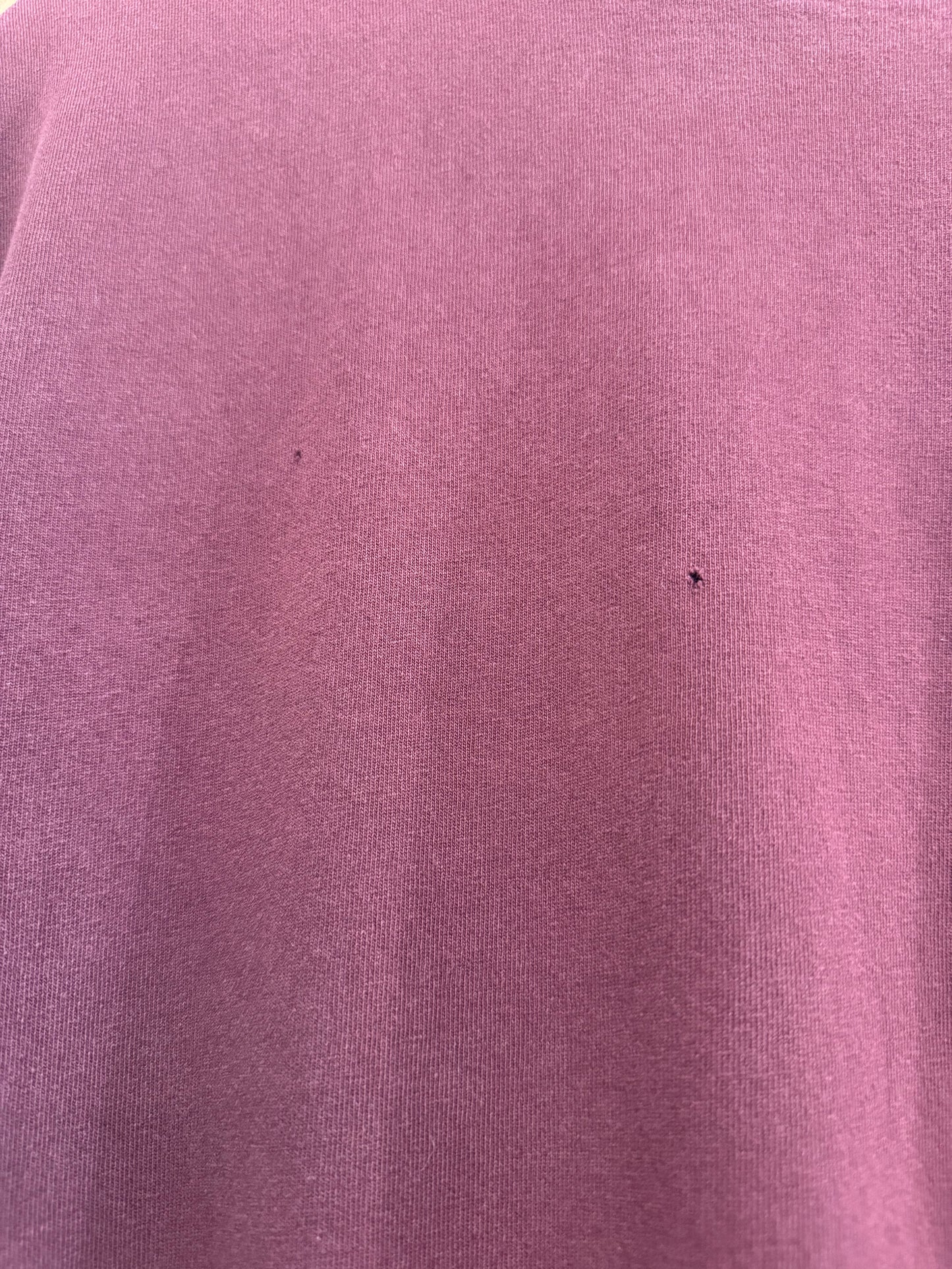 Carhartt logo pocket t-shirt. Burgundy. Workwear/ cowboy/ USA. Size Large.