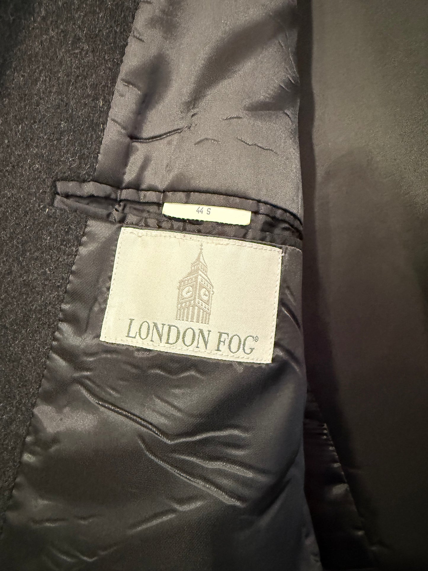 Vintage 80s London Fog Crombie wool Coat. Grey. Size large. 48” chest.