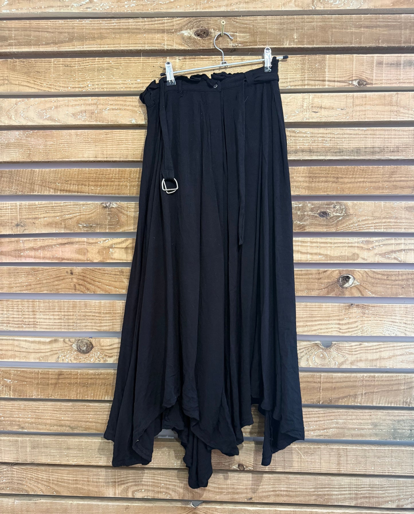 Free people Asymmetric skirt. Fairycore/ Whimsy. Summer/ festival. Black. 28” waist. UK8. Size Small.