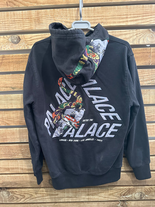 Palace Skateboards dragon embroidered hoodie/ hooded sweater. Black Size small.
