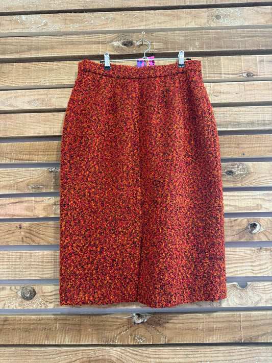 Vintage 80s Yves Saint Laurent (YSL) wool skirt. Waist 30” - Size UK10