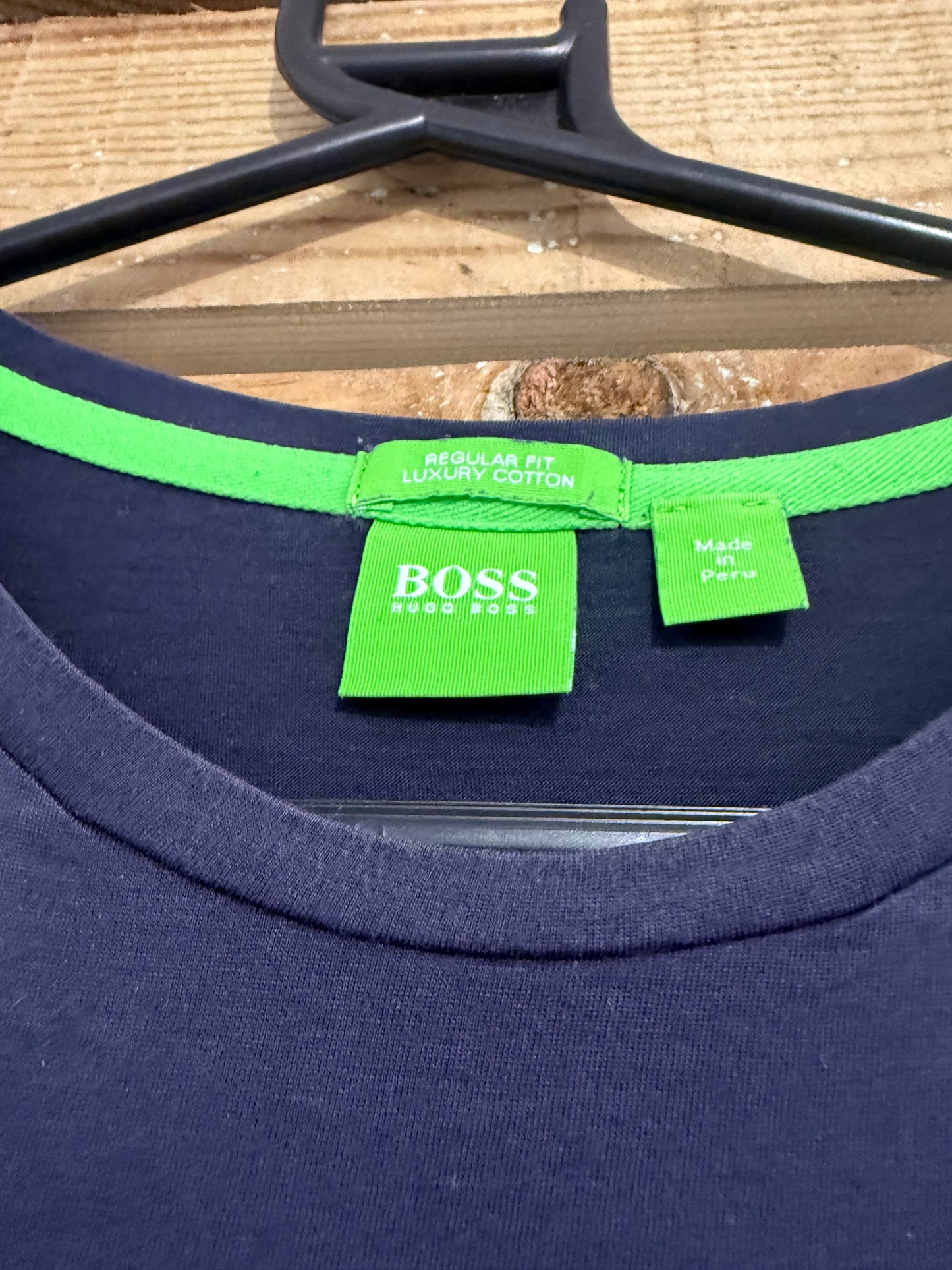 Hugo Boss logo print T-shirt. Cotton. Black. Size Medium.