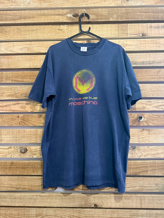 Vintage 90s RARE Moschino in love we trust motif T-shirt. Size Large. Rave