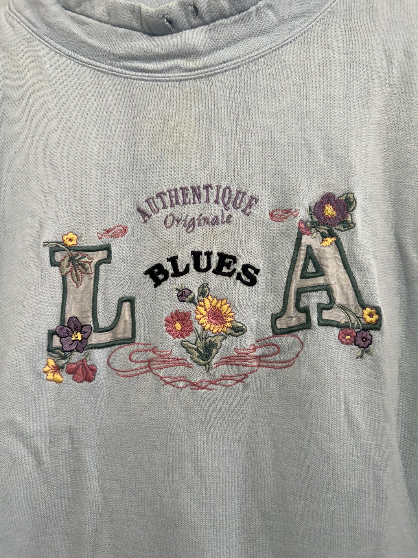 Vintage 90s LA Blues American cottage core sweater/ sweatshirt. USA. Size Large.