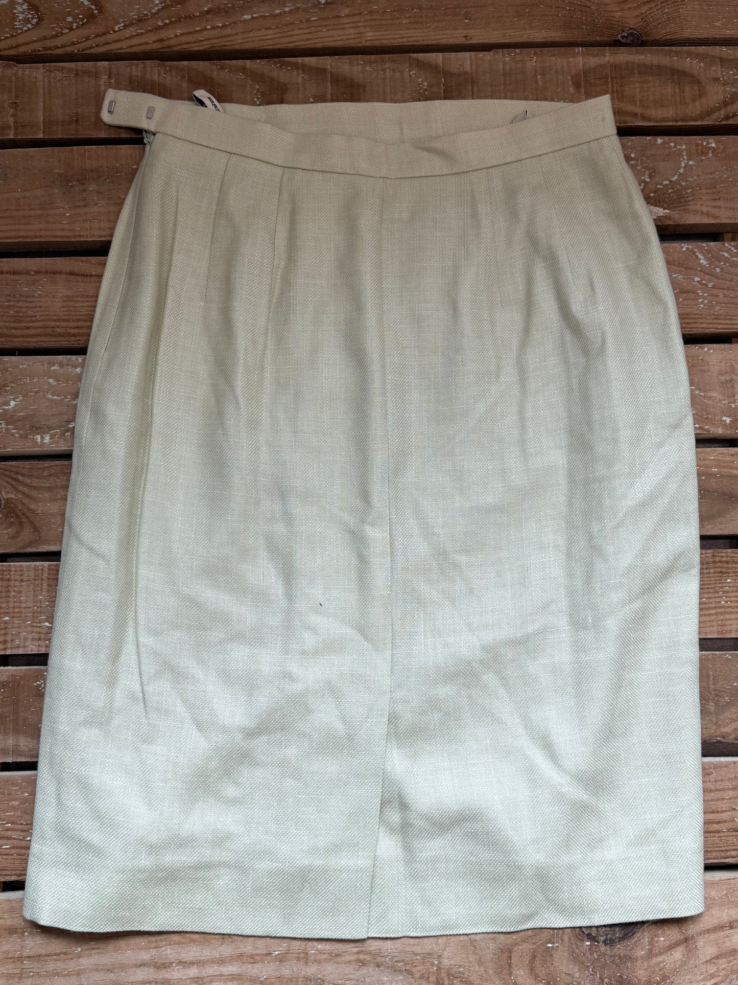 Vintage 80s, 40s style, Aquascutum green wool skirt. Size UK8-10, 29”waist