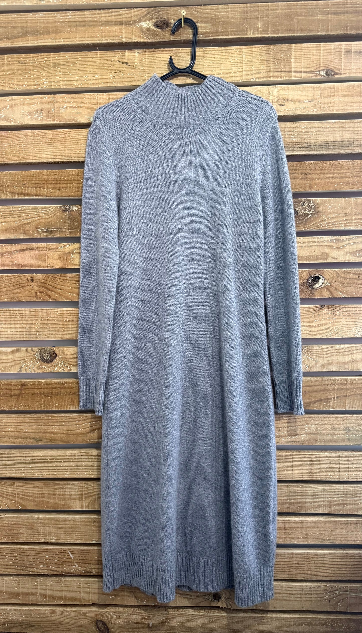 Maje Rachir Cashmere-Blend Turtleneck Midi Dress. Knitted jumper dress. Grey.