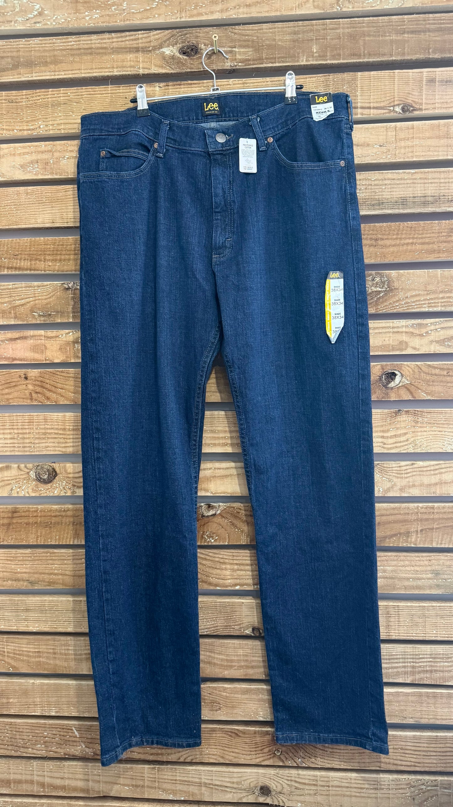 Vintage Y2K Deadstock Lee jeans. BNWT. Waist 38” Leg 34”