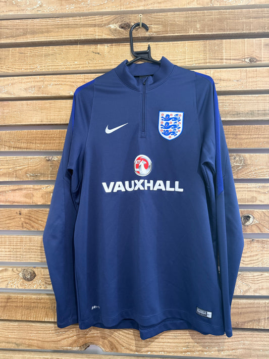 England Football Nike dri-fit 1/4 zip sweater/sweatshirt. World Cup. Size Large.