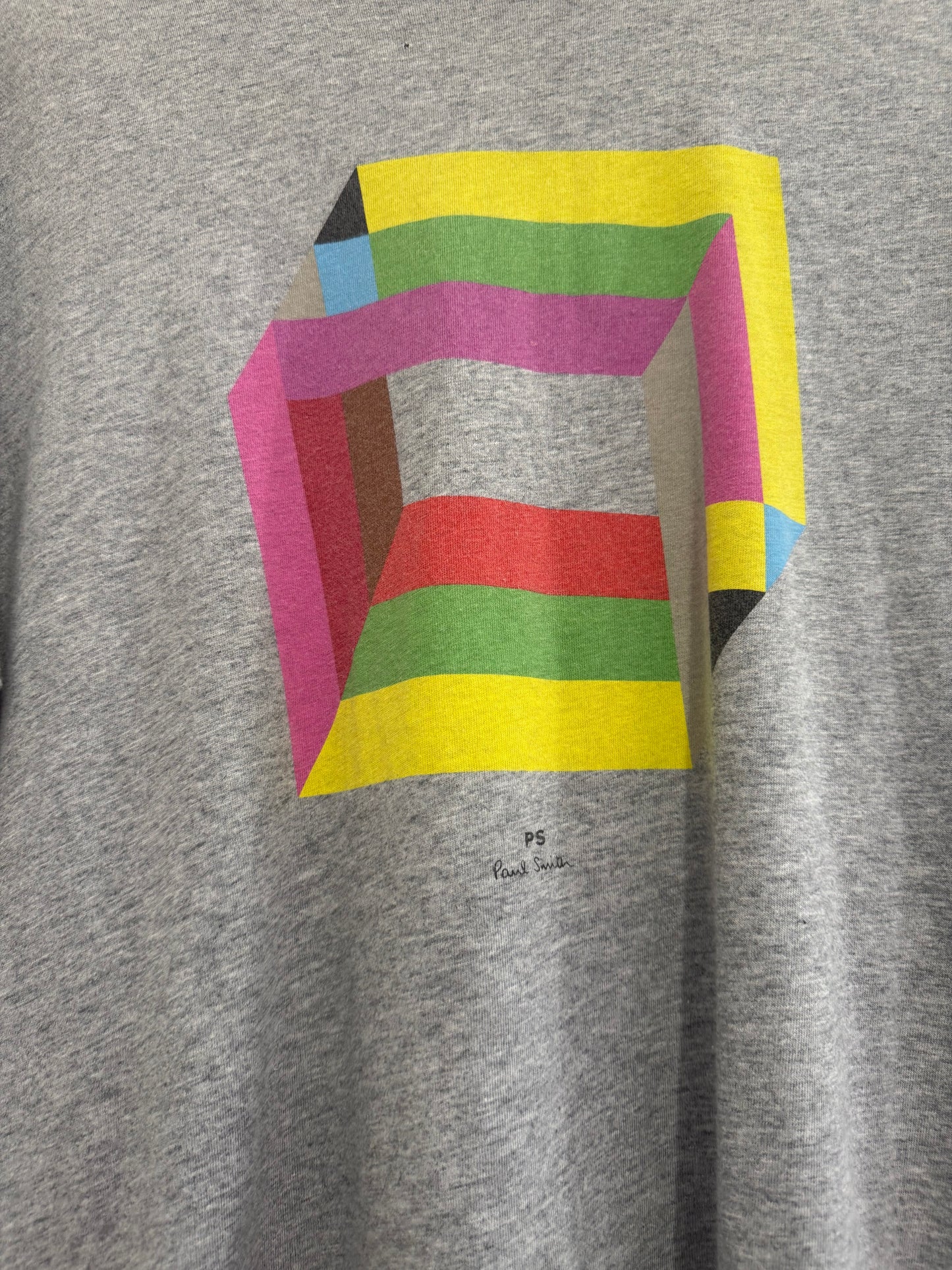Vintage Y2K Paul Smith print motif T-shirt. Grey. Size XXL.