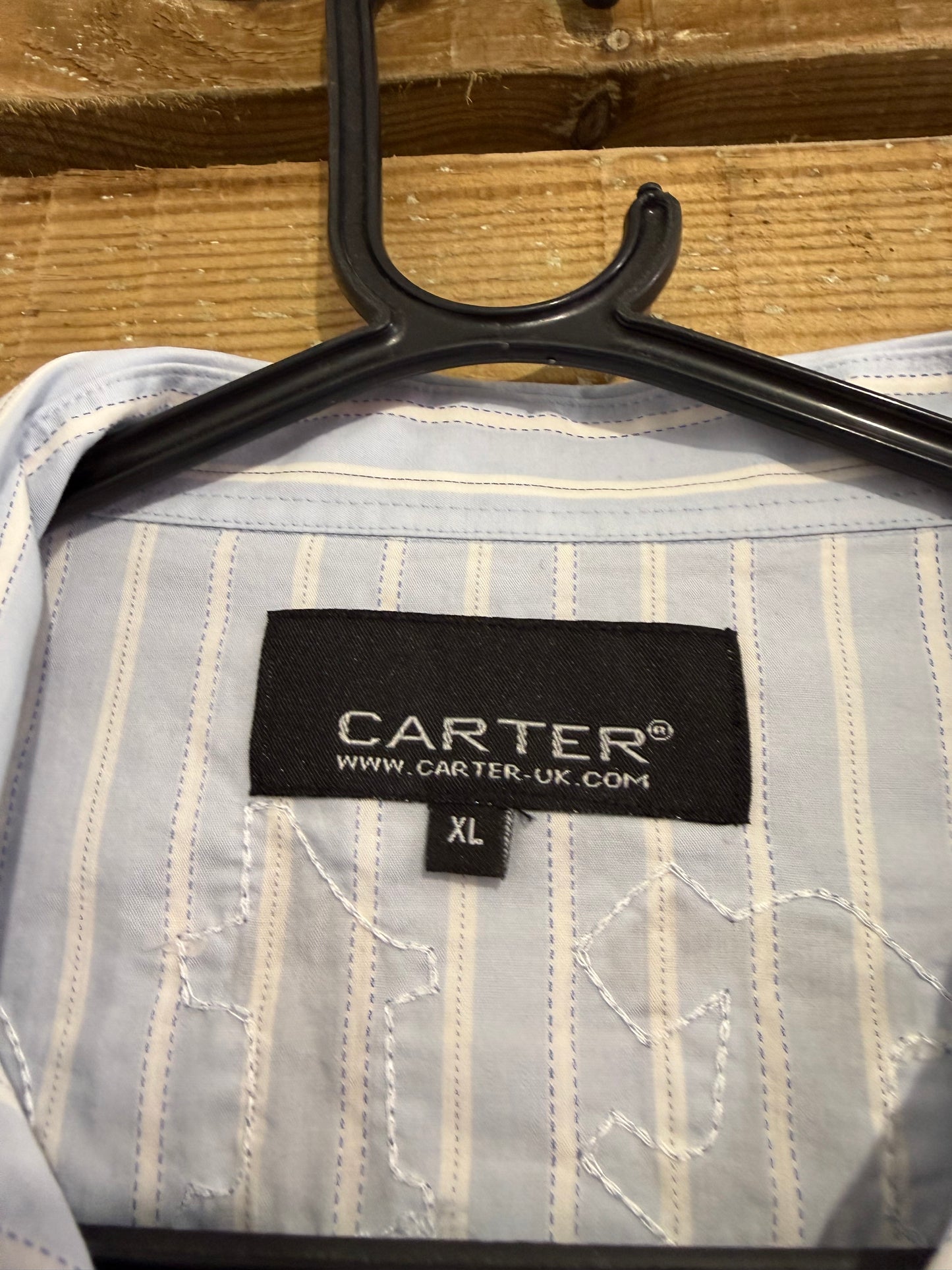 Vintage Y2K Carter spell-out stripe shirt. Size XL.