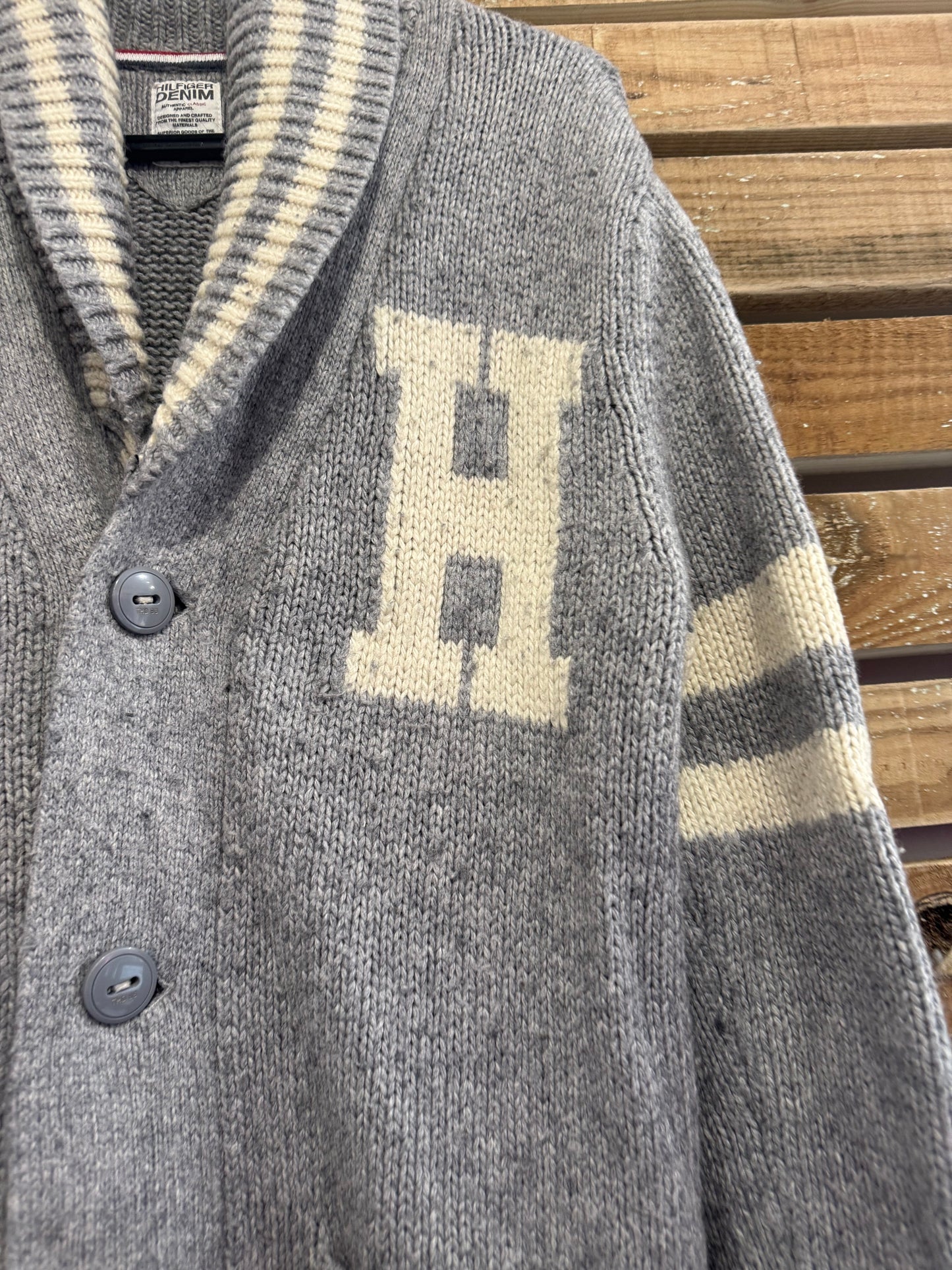 Vintage 90s Tommy Hilfiger Varsity knitted cardigan. Grey. Size Medium.