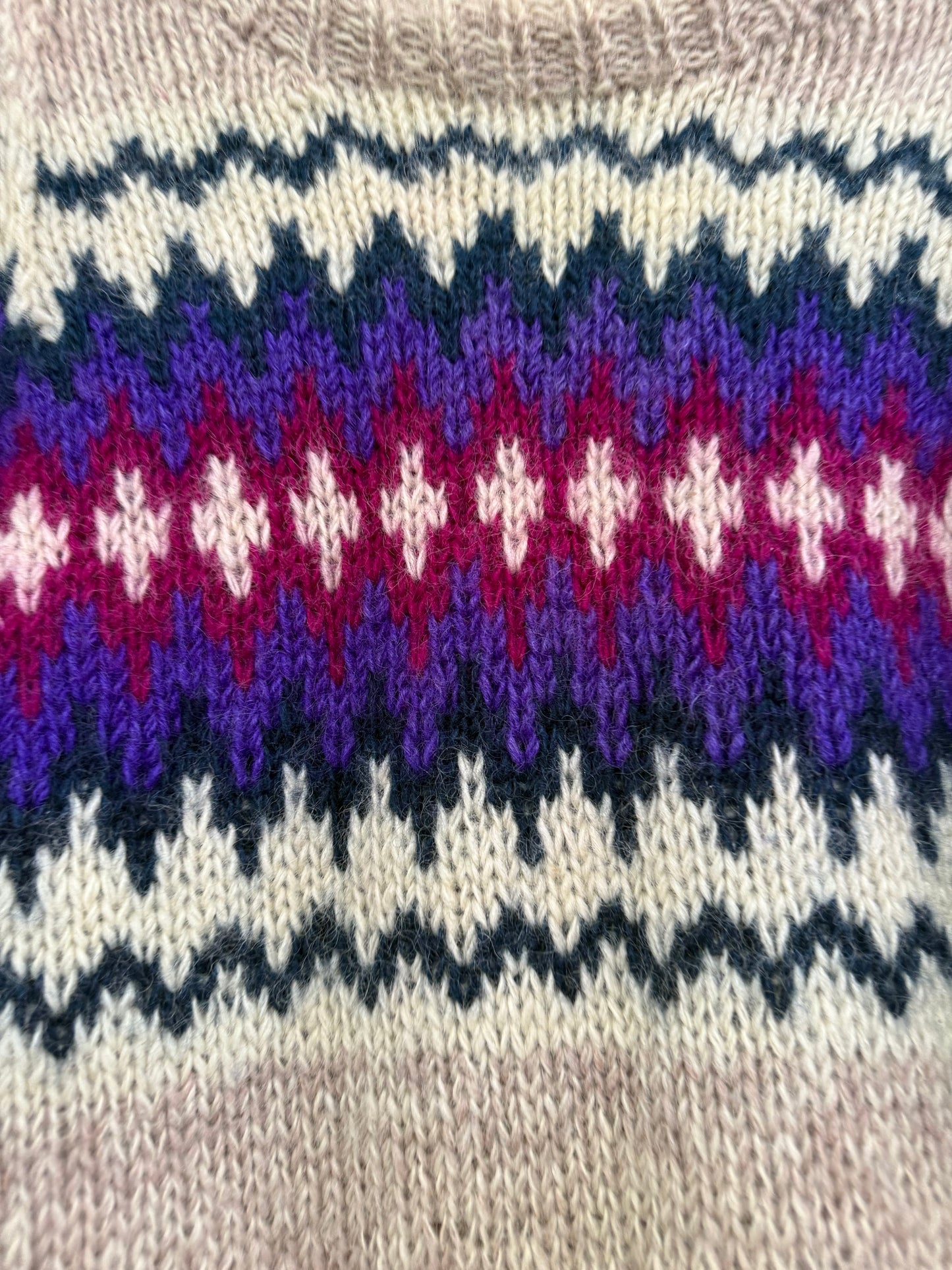 Vintage 80s handmade fairisle Nepal 100% wool jumper. Size Medium