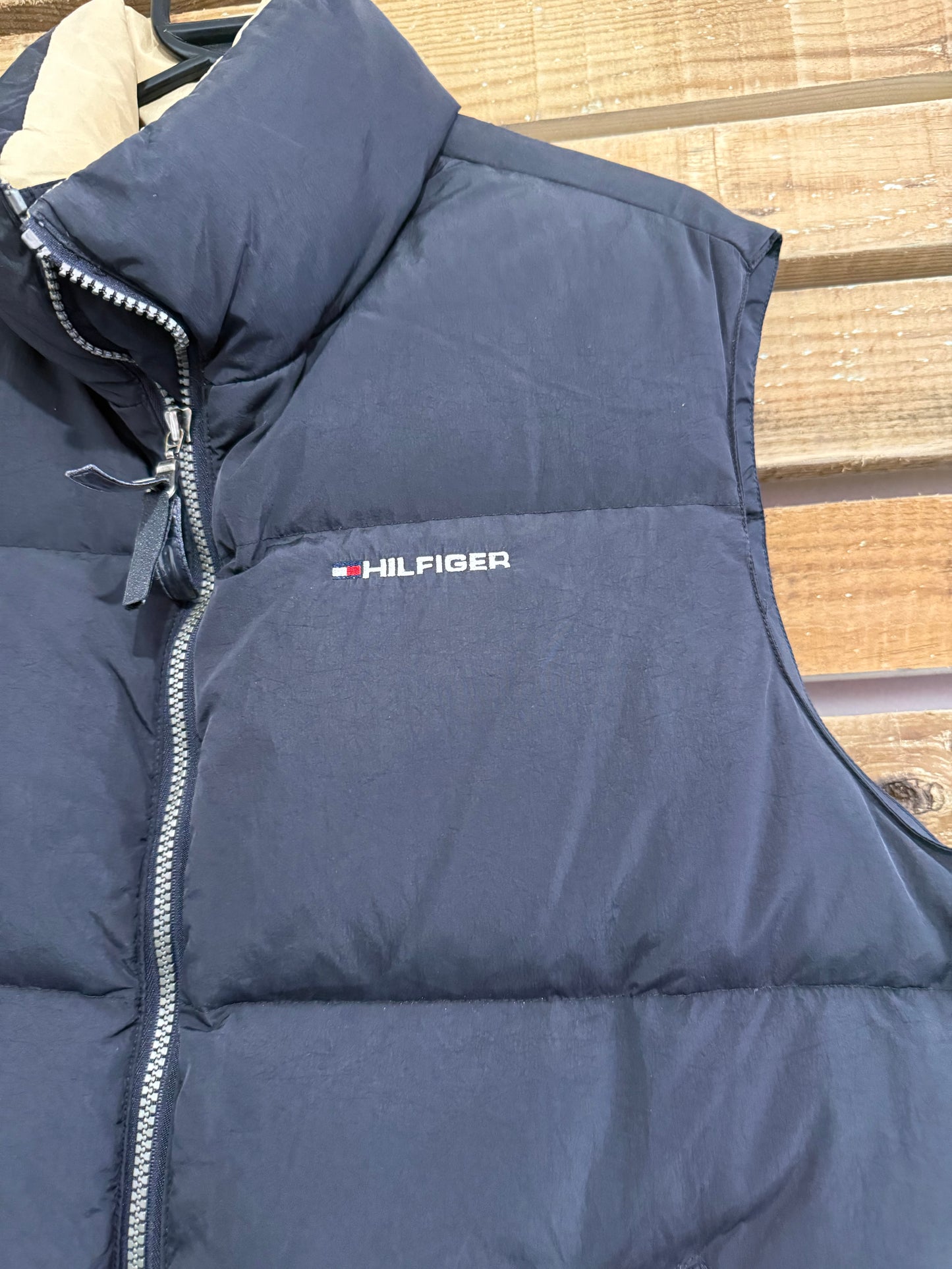 Vintage 90s Tommy Hilfiger down puffer Gilet/ body warmer. Sleeveless jacket. Size small.