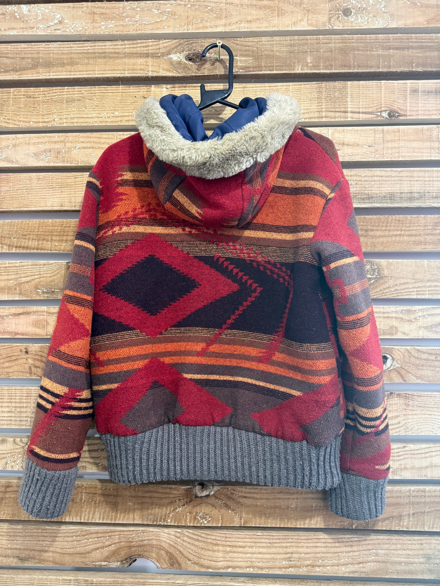 Aztec pattern wool hooded jacket/ coat. Size Small. Rockabilly/ Yellowstone/ western.