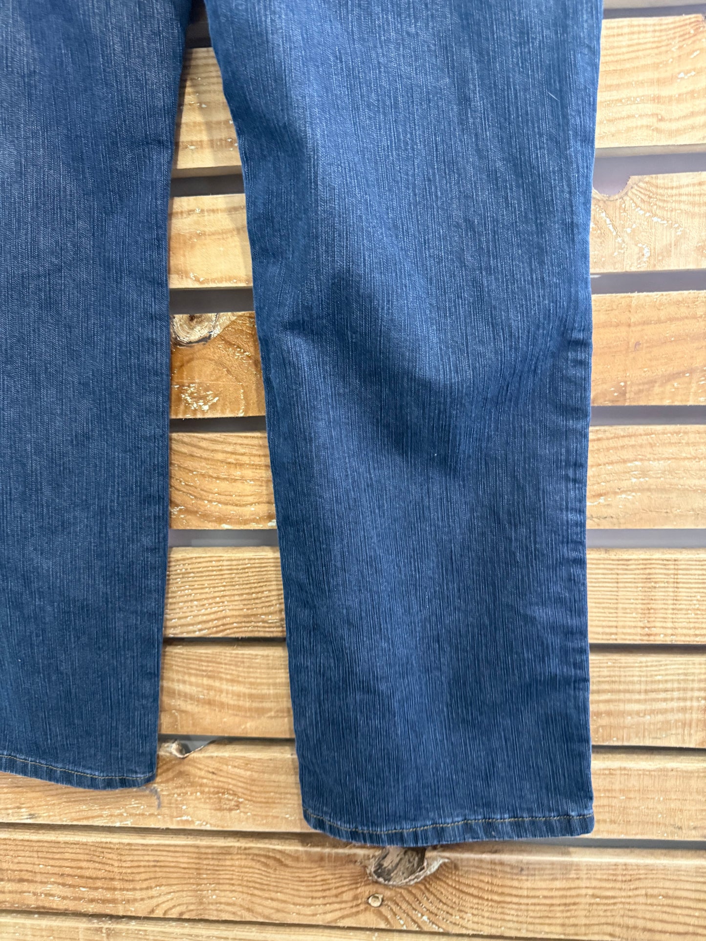 Vintage Y2K Wrangler bootcut denim jeans. Waist 38” leg 32”