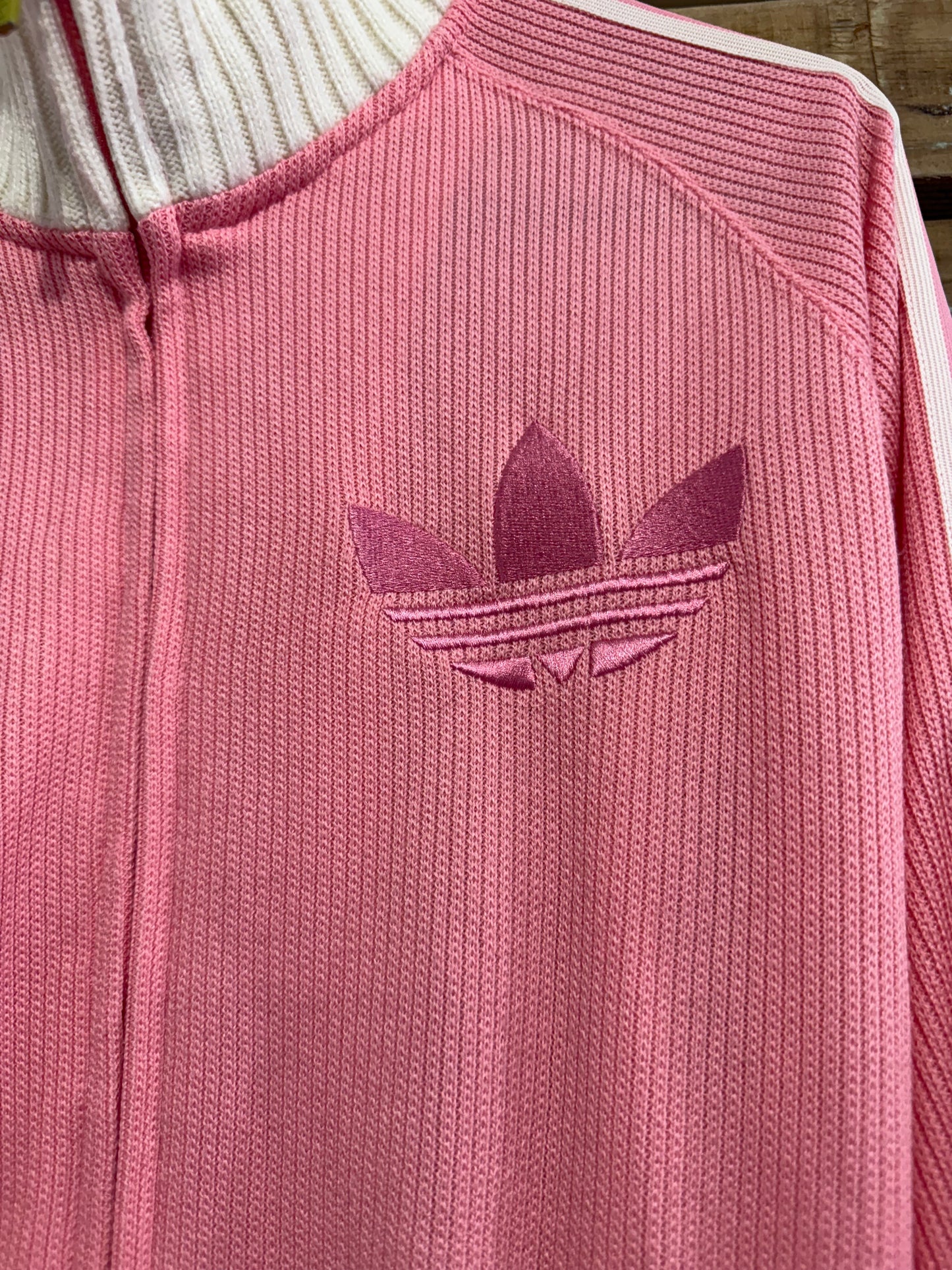 Adidas originals knitted track zip up sports jacket. Size 8.