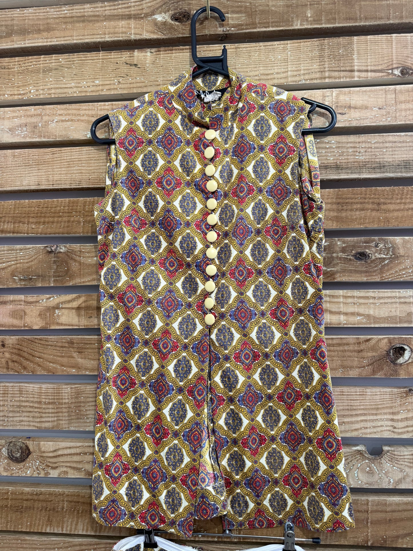 Vintage 70s Polly Peck by Sybil Zelker Two-Piece Set – Indian Top and trousers. Size UK8. 26” waist, 34” bust.