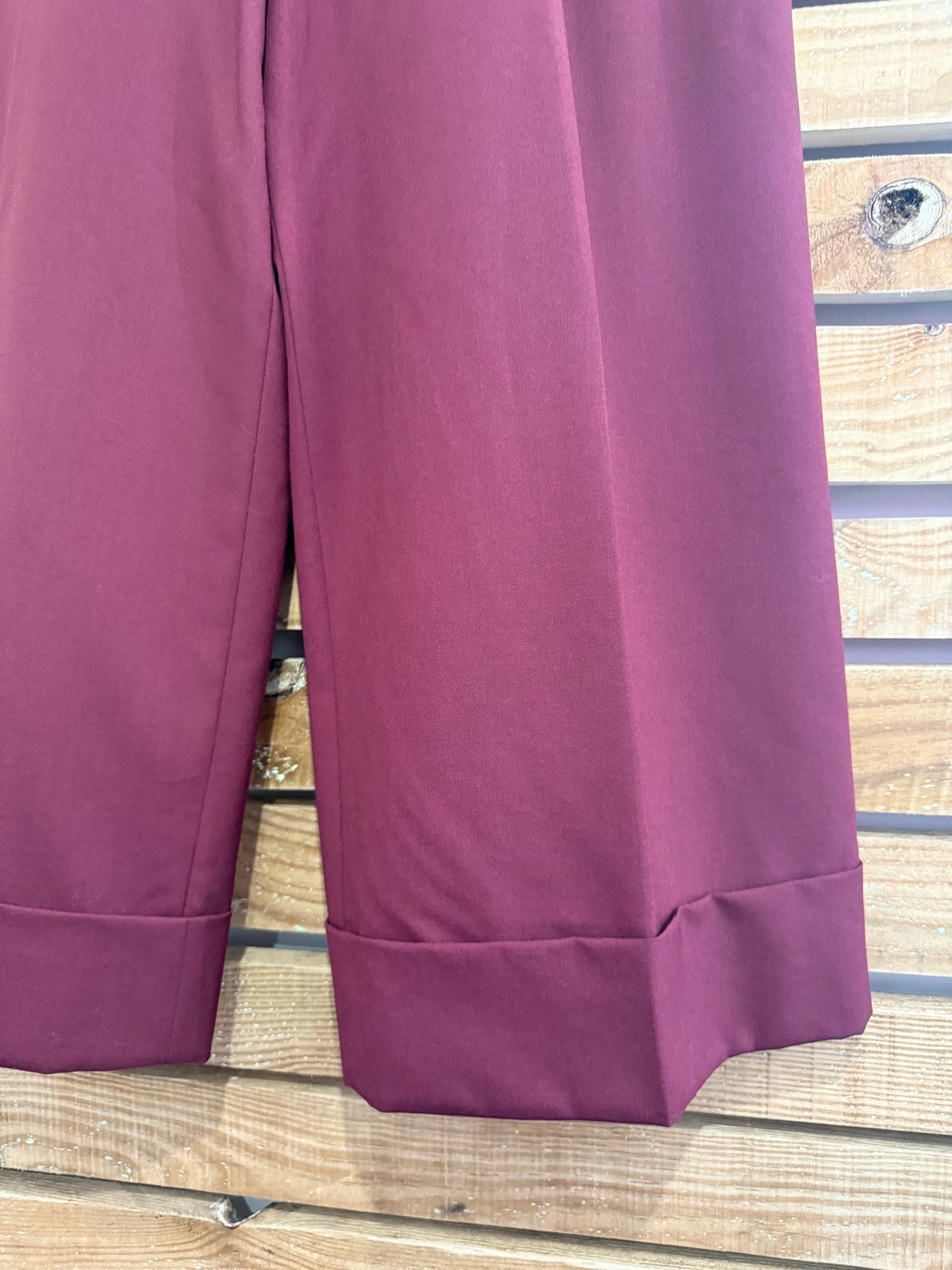 Marni wool culotte trousers. EU42. 31” waist. 24” leg. Size UK10-12. Wine