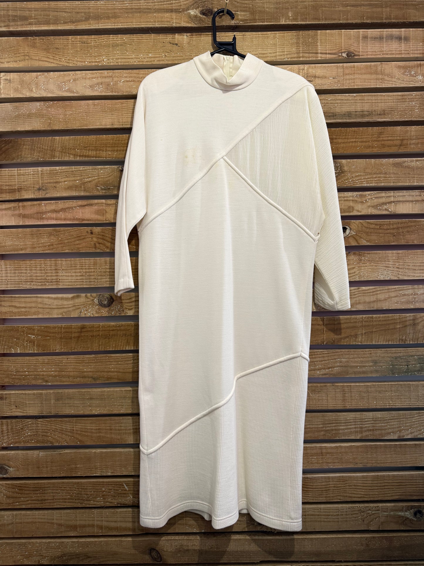 Vintage 70s Fink Modell dress. Mod/mad men. Size 14. Free sizing.