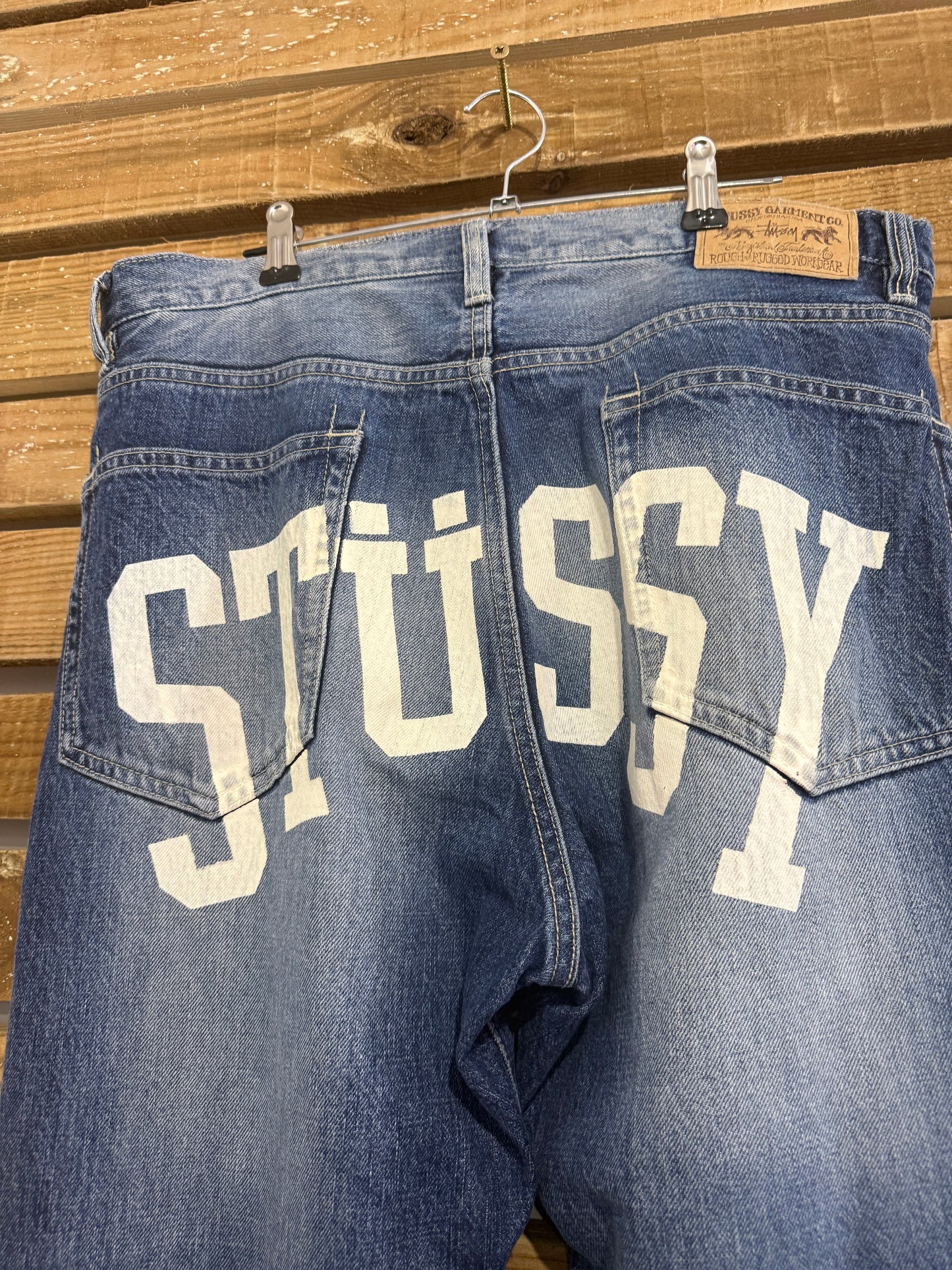 Vintage RARE Y2K Stüssy spell-out Jeans. Blue. 36” waist, 30” leg.