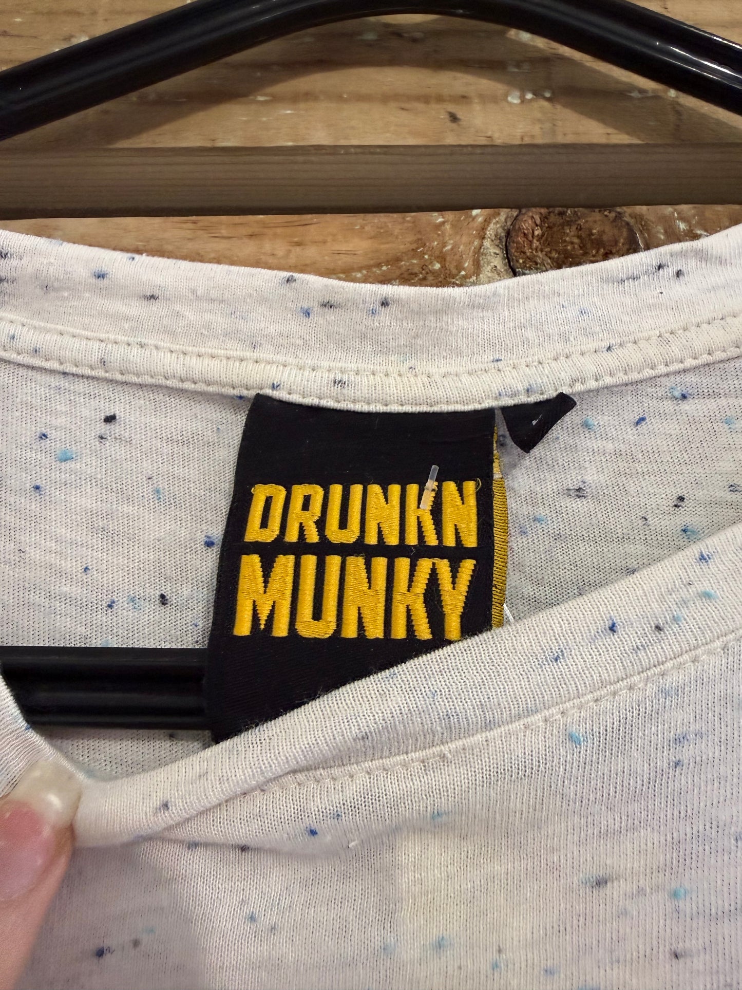Vintage Y2K DrunknMunky monkey T-shirt. Size Large. Rave