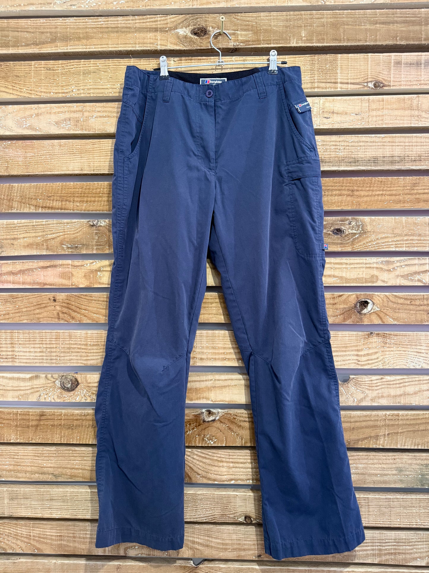 Vintage 90s Berghaus Odyssey walking trousers. Hiking. Navy blue. Medium. 12R.