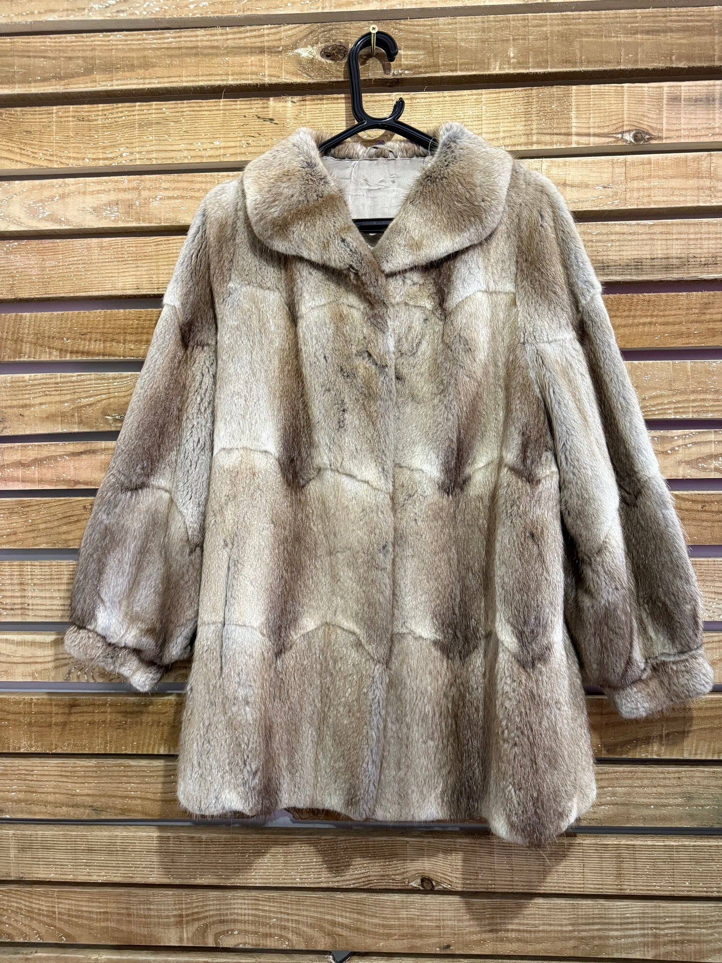 Vintage 80s Musquash brown/ grey fur coat/ jacket. Free sizing up to a size 16.