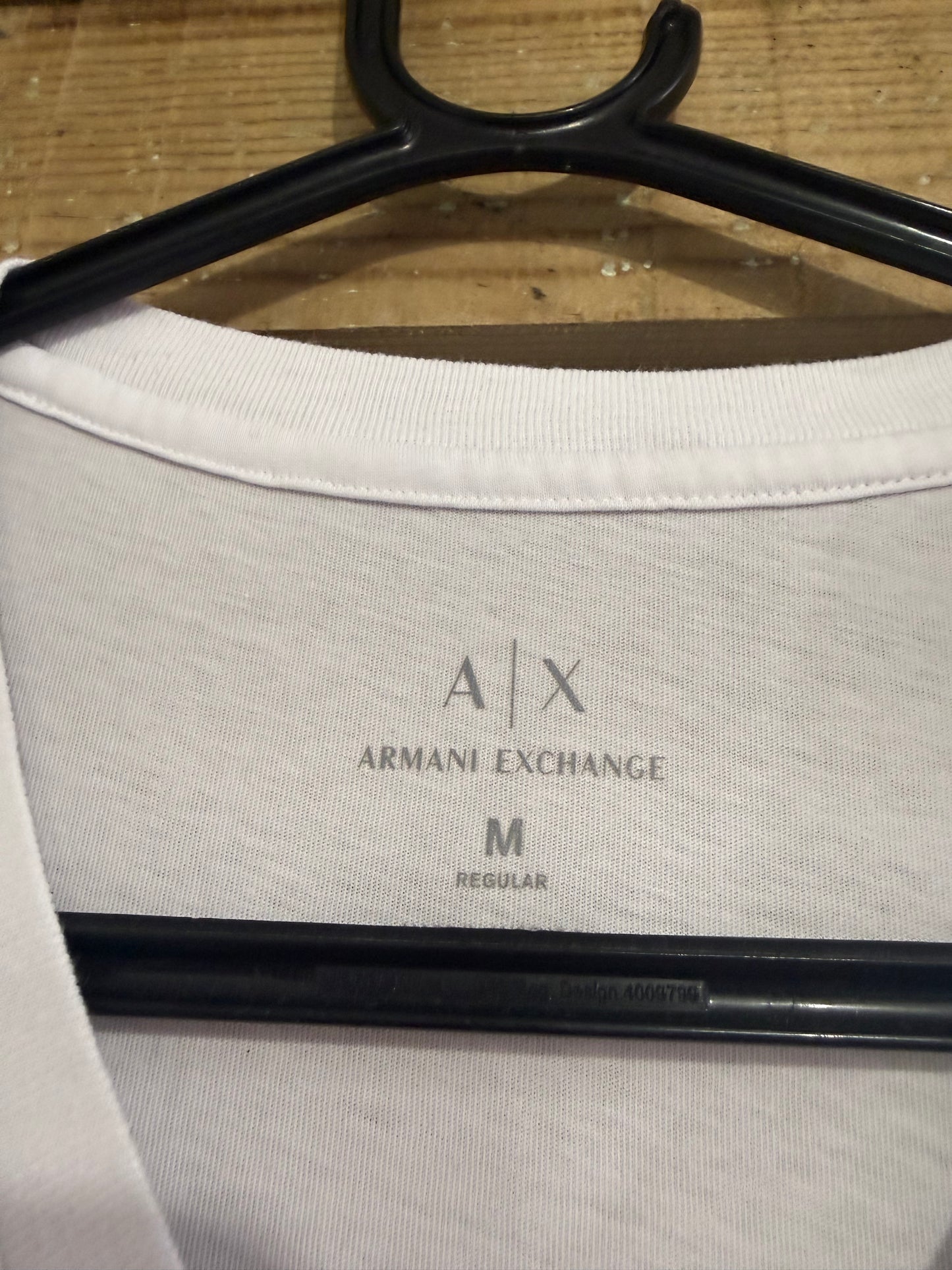 Armani Exchange V Neck logo T-shirt. Cotton. White. Size Medium.