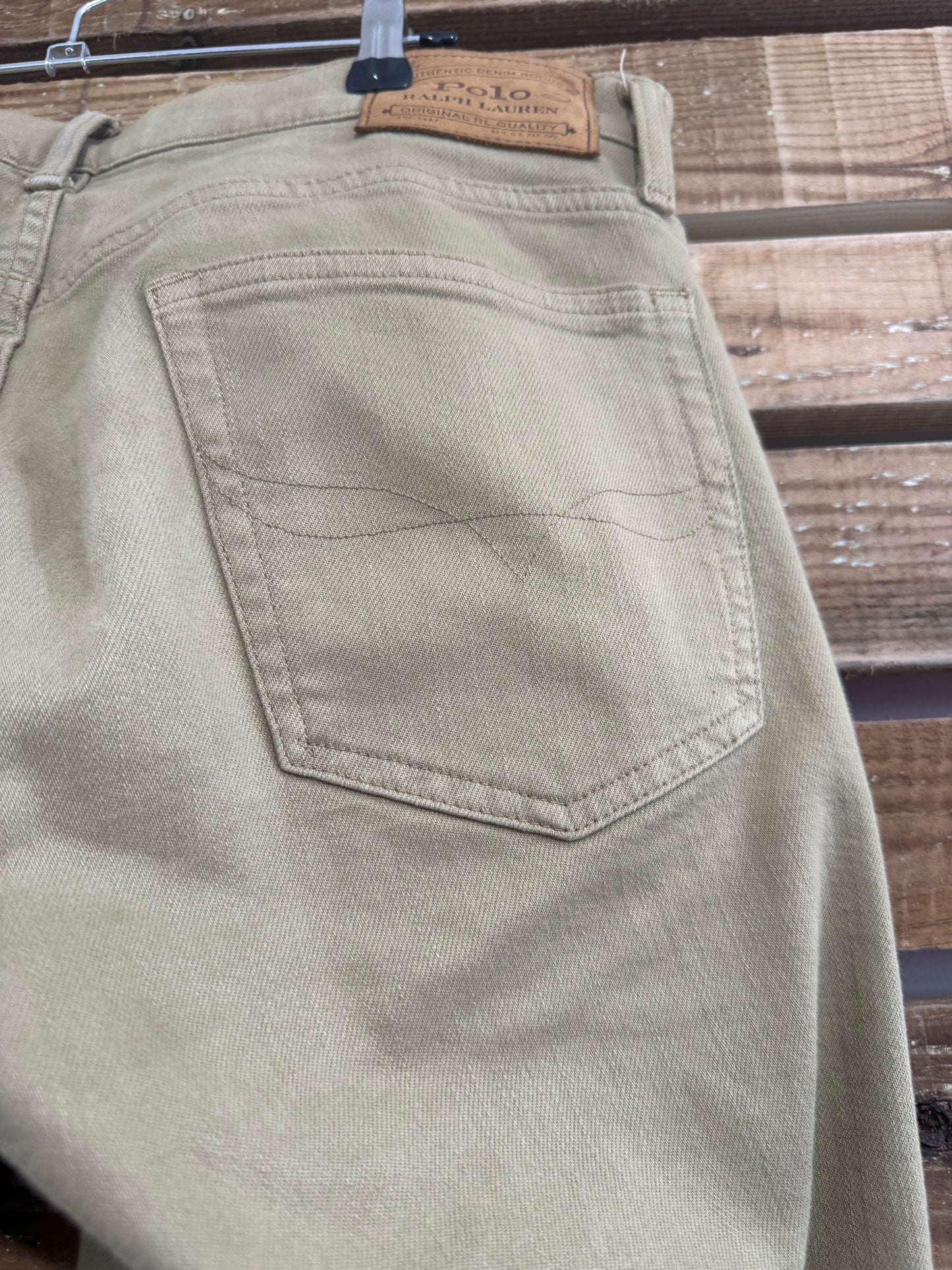 Vintage Y2K Ralph Lauren khaki jeans pants/ trousers. 30” waist, 32” leg.