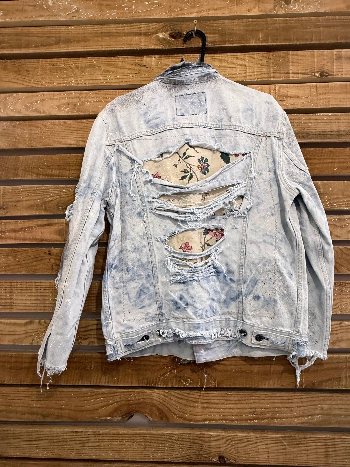 Vintage 80s Levi’s blue denim jacket. Size medium. Distressed/ painted/customised. Size Large