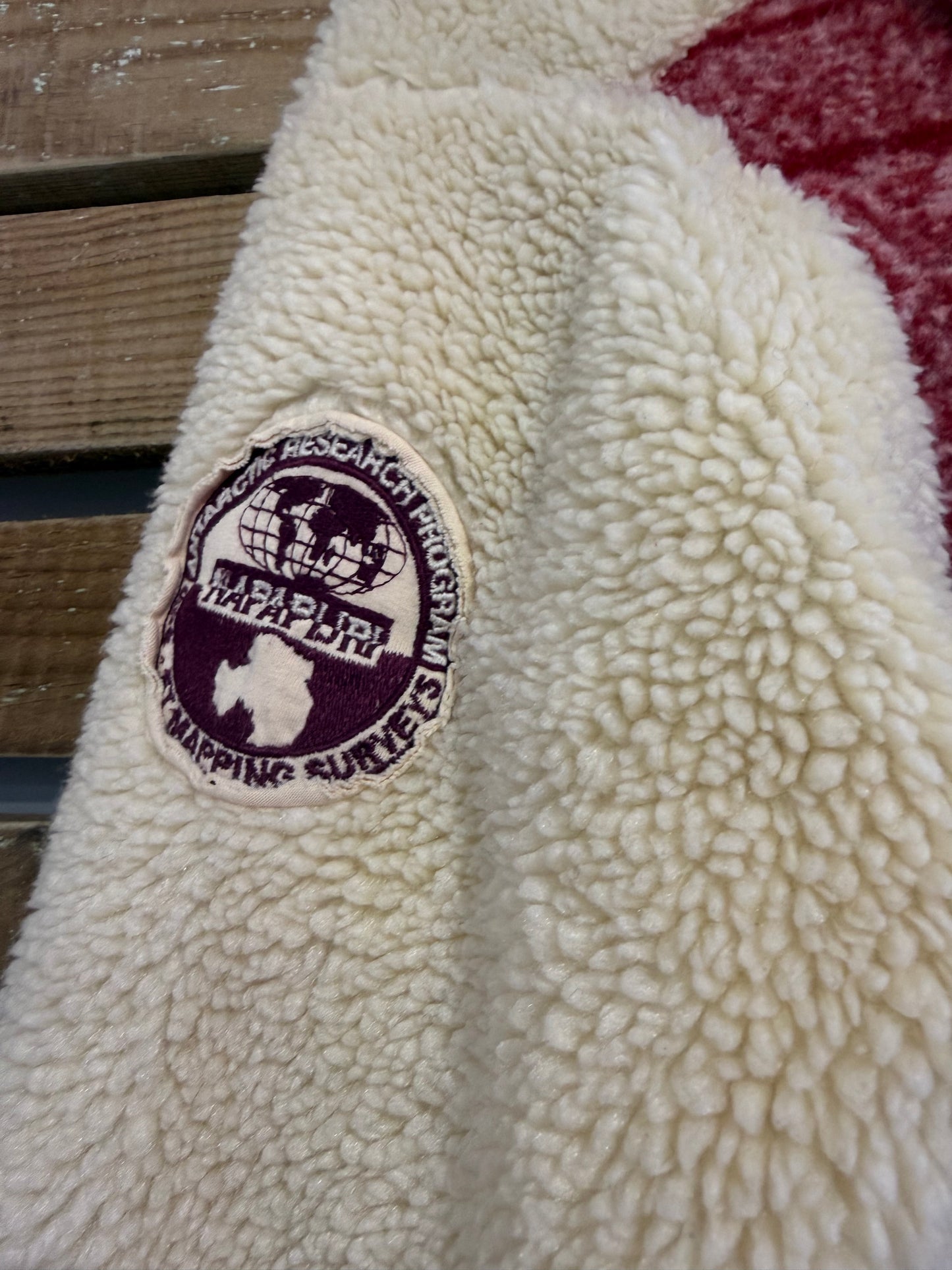 Vintage Y2K RARE Napapijri embroidered fleece Jacket. Size Small. Cream